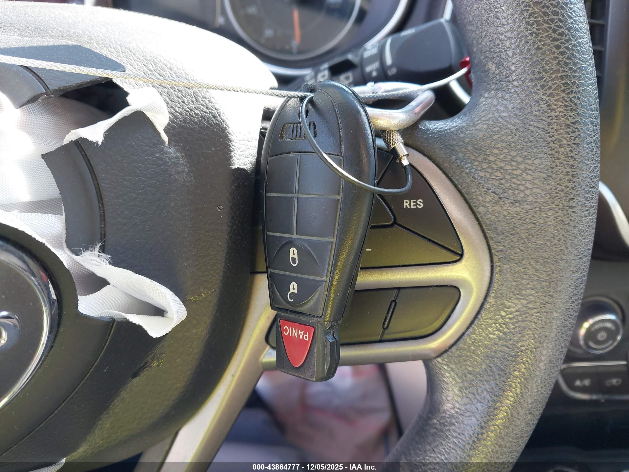 JEEP CHEROKEE image 11