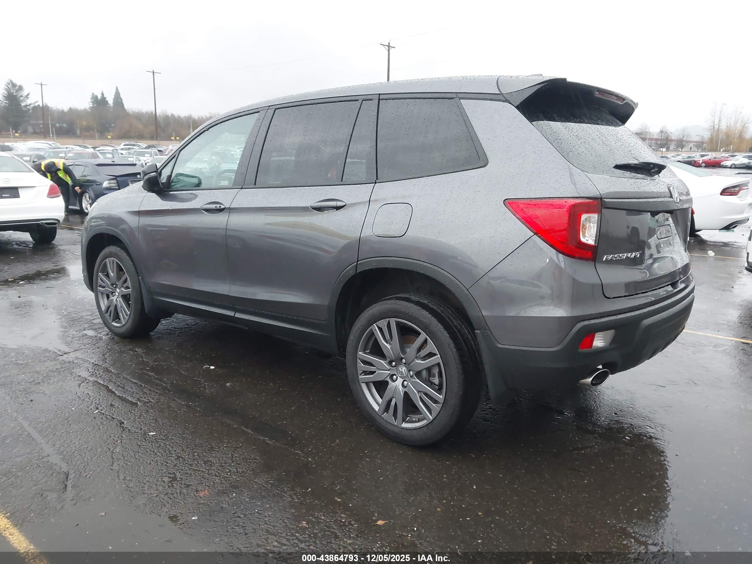 HONDA PASSPORT image 3