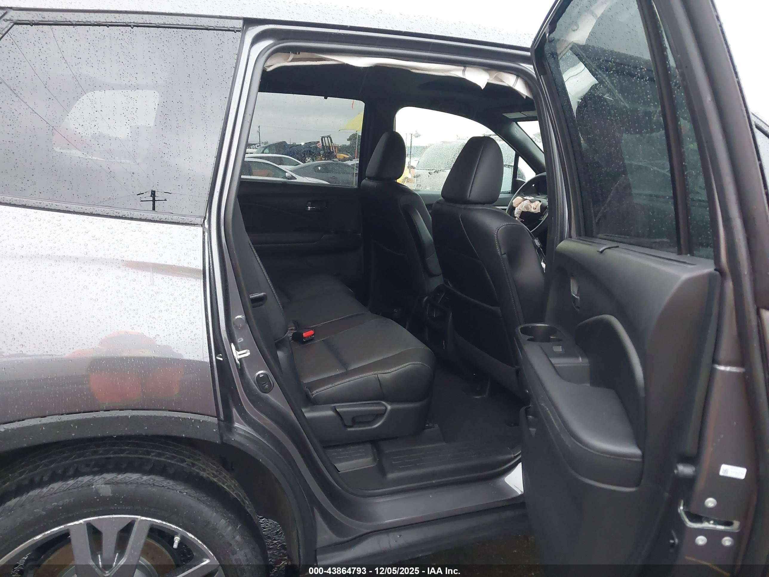 HONDA PASSPORT image 8
