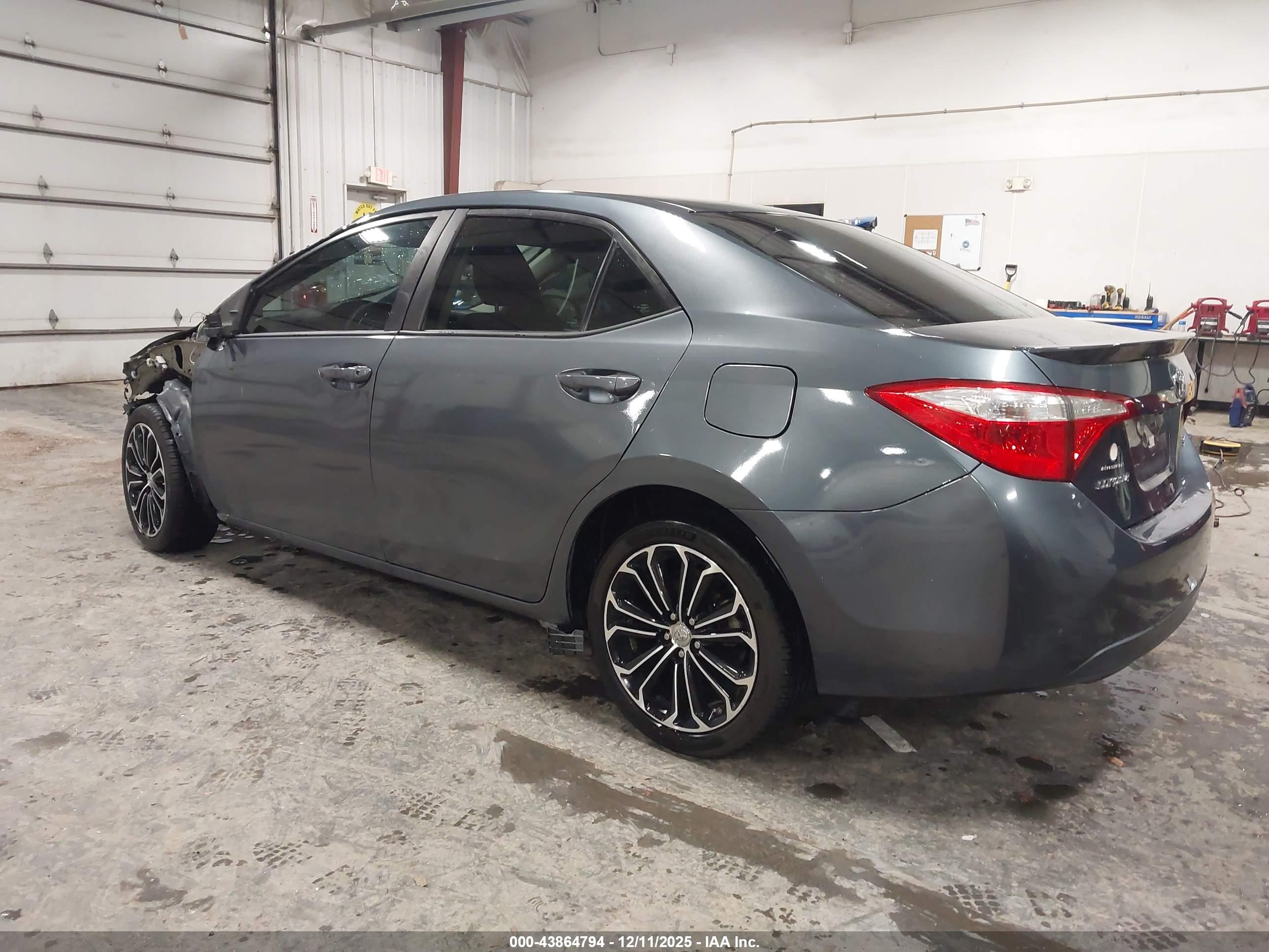 TOYOTA COROLLA image 3