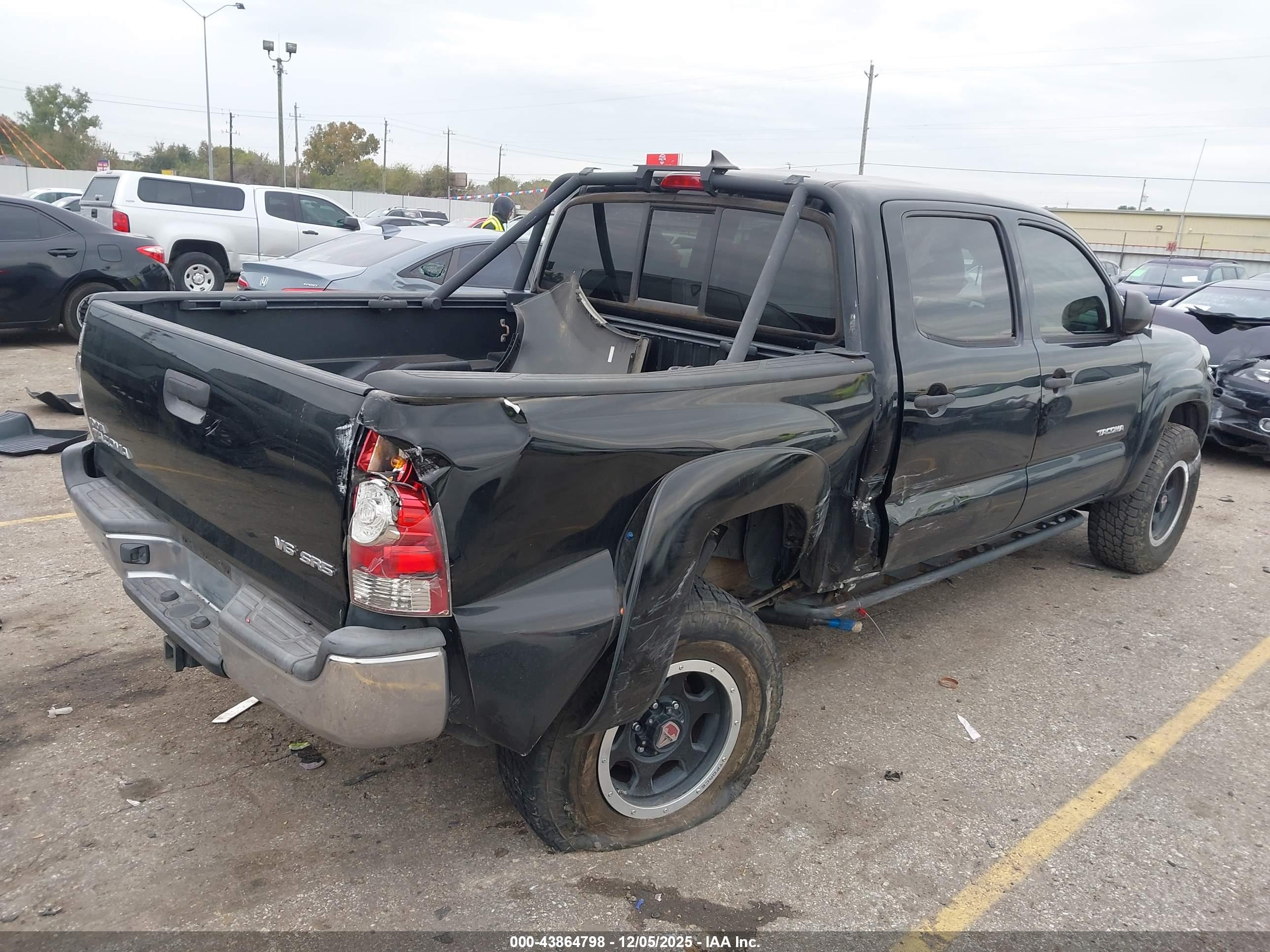 TOYOTA TACOMA image 4