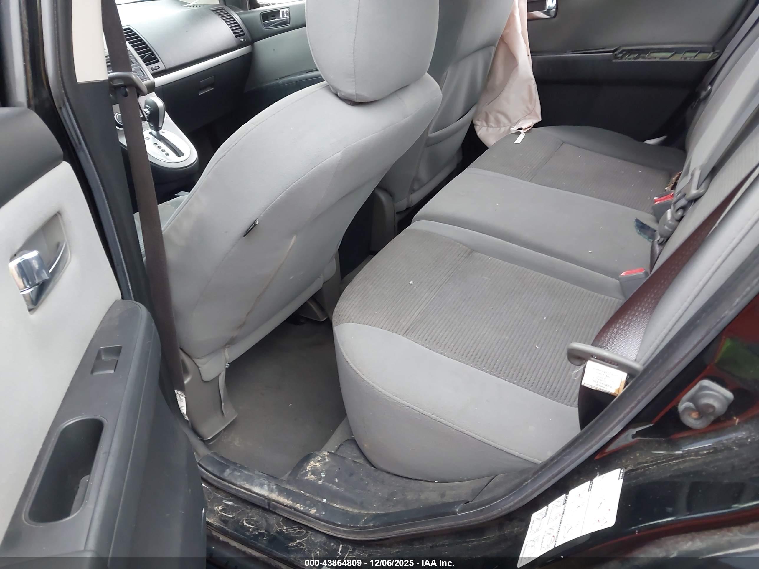 NISSAN SENTRA image 8