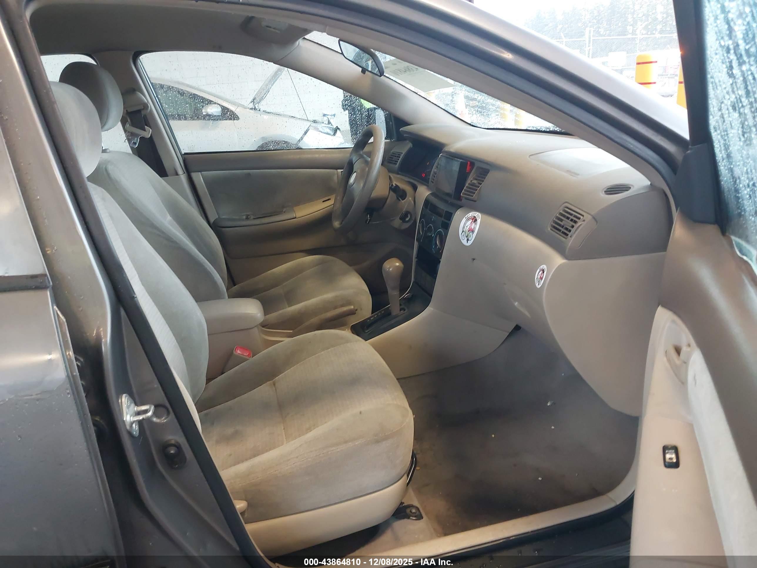 TOYOTA COROLLA image 5