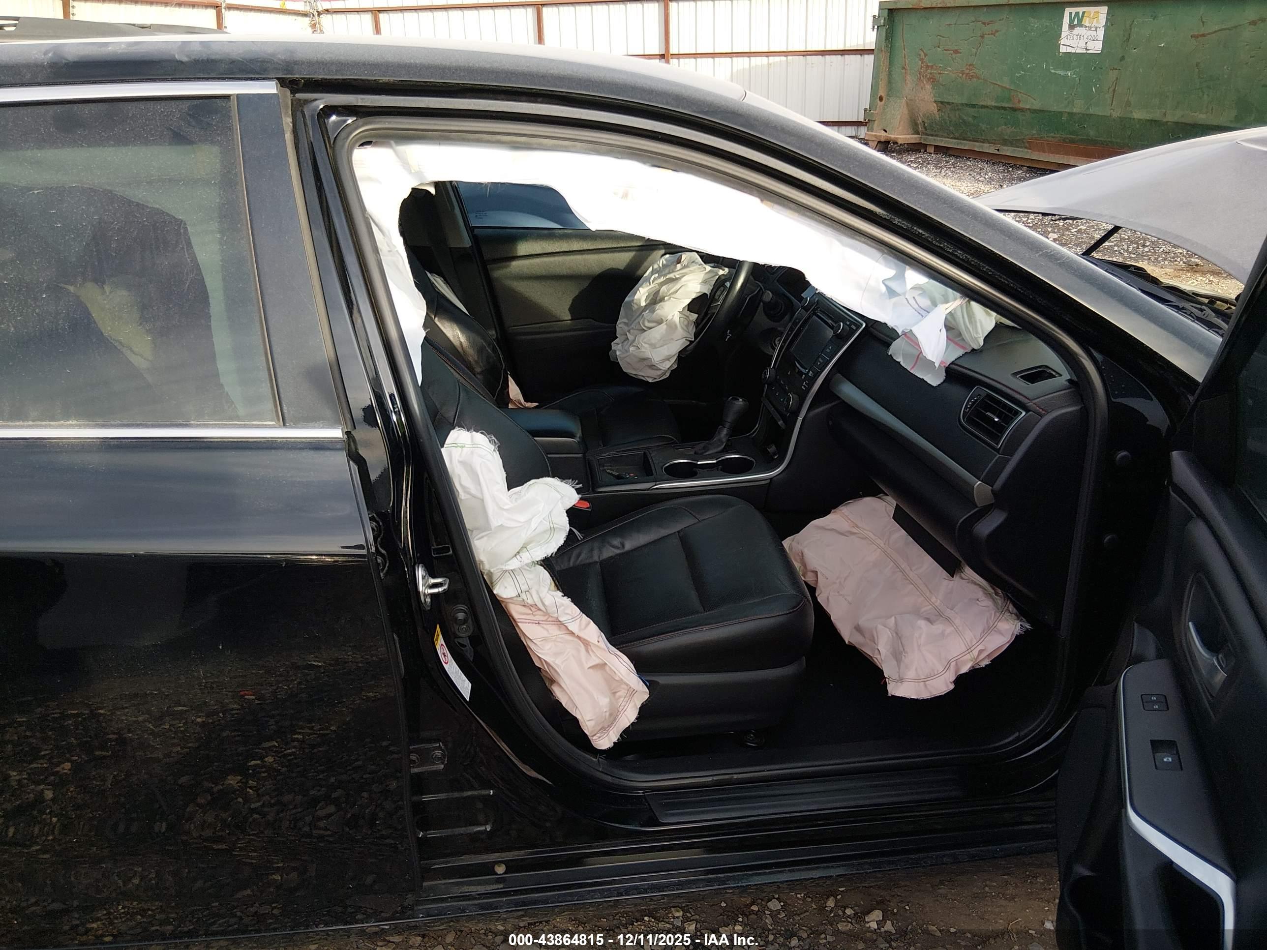 TOYOTA CAMRY image 5