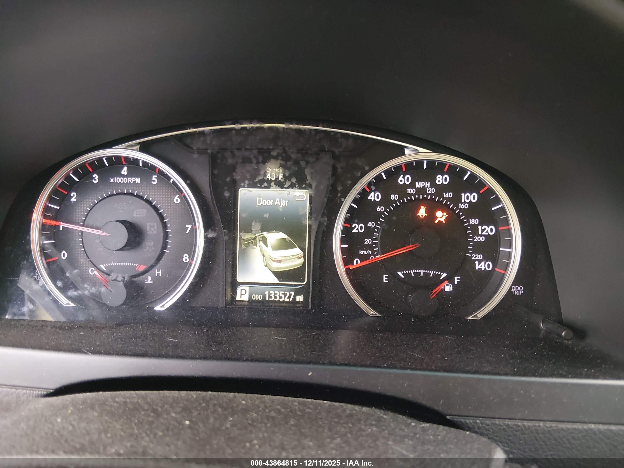 TOYOTA CAMRY image 7
