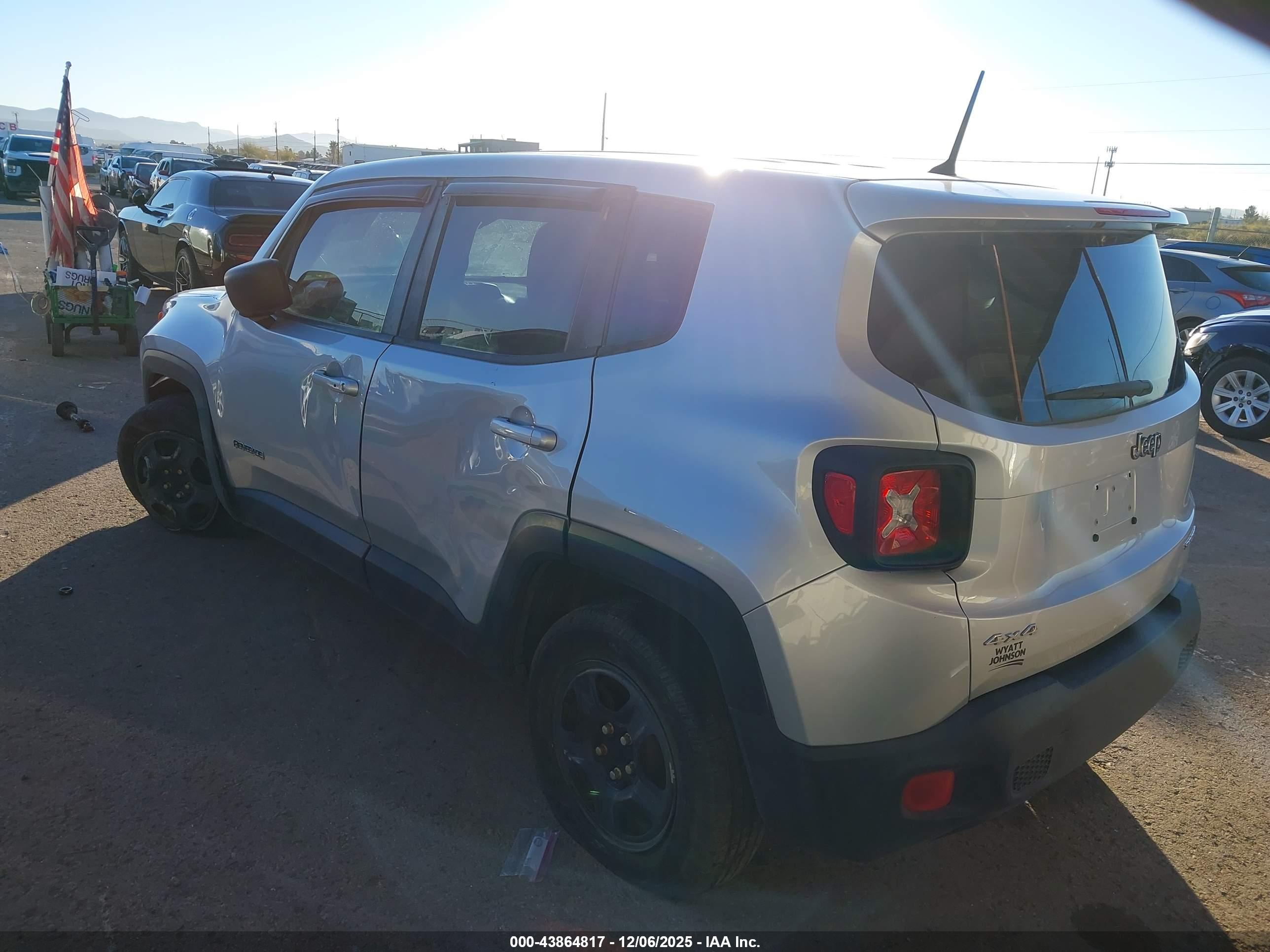 JEEP RENEGADE image 3