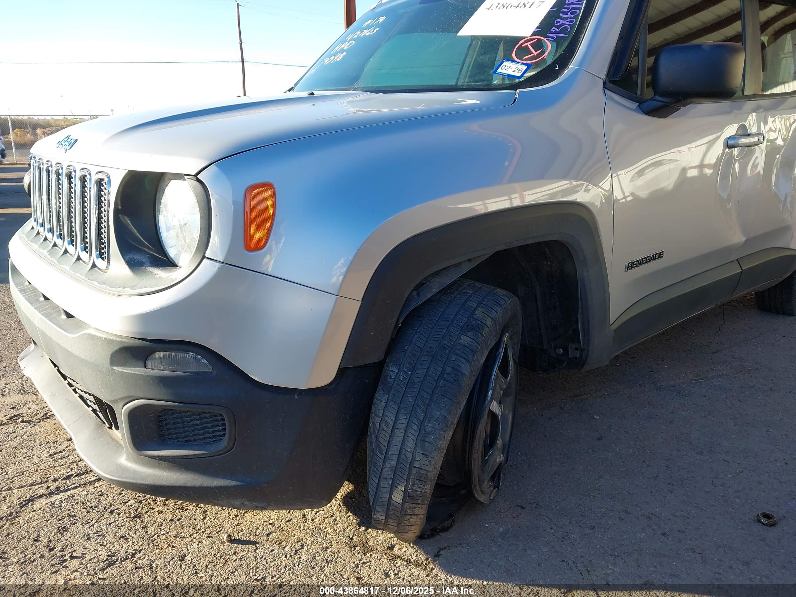 JEEP RENEGADE image 6
