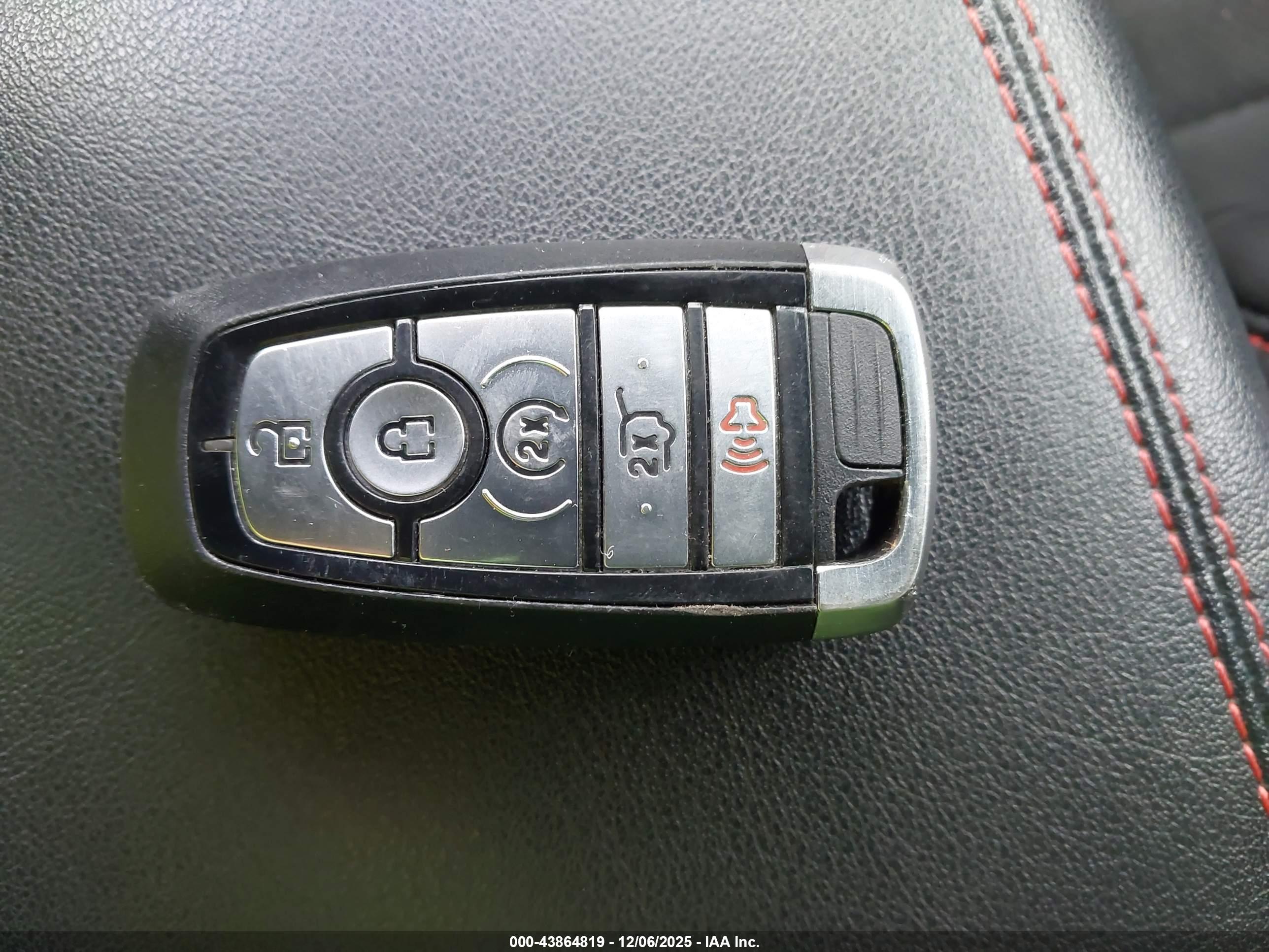 FORD EDGE image 11