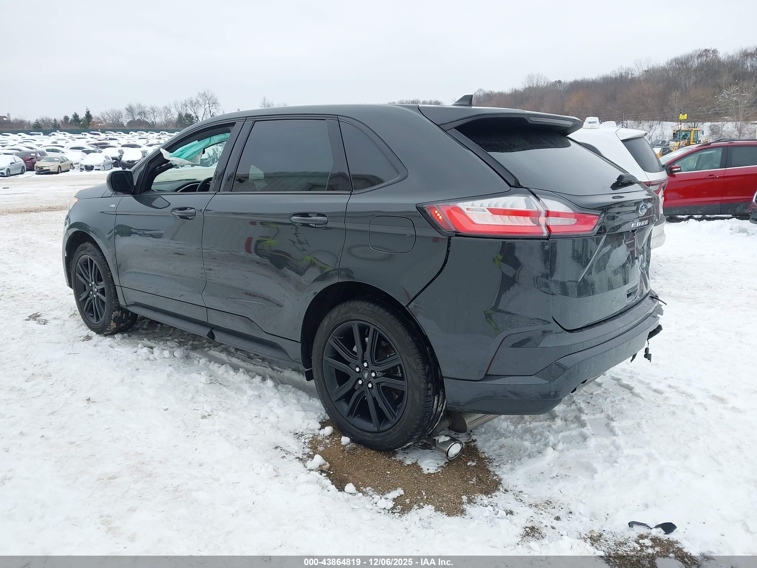 FORD EDGE image 3