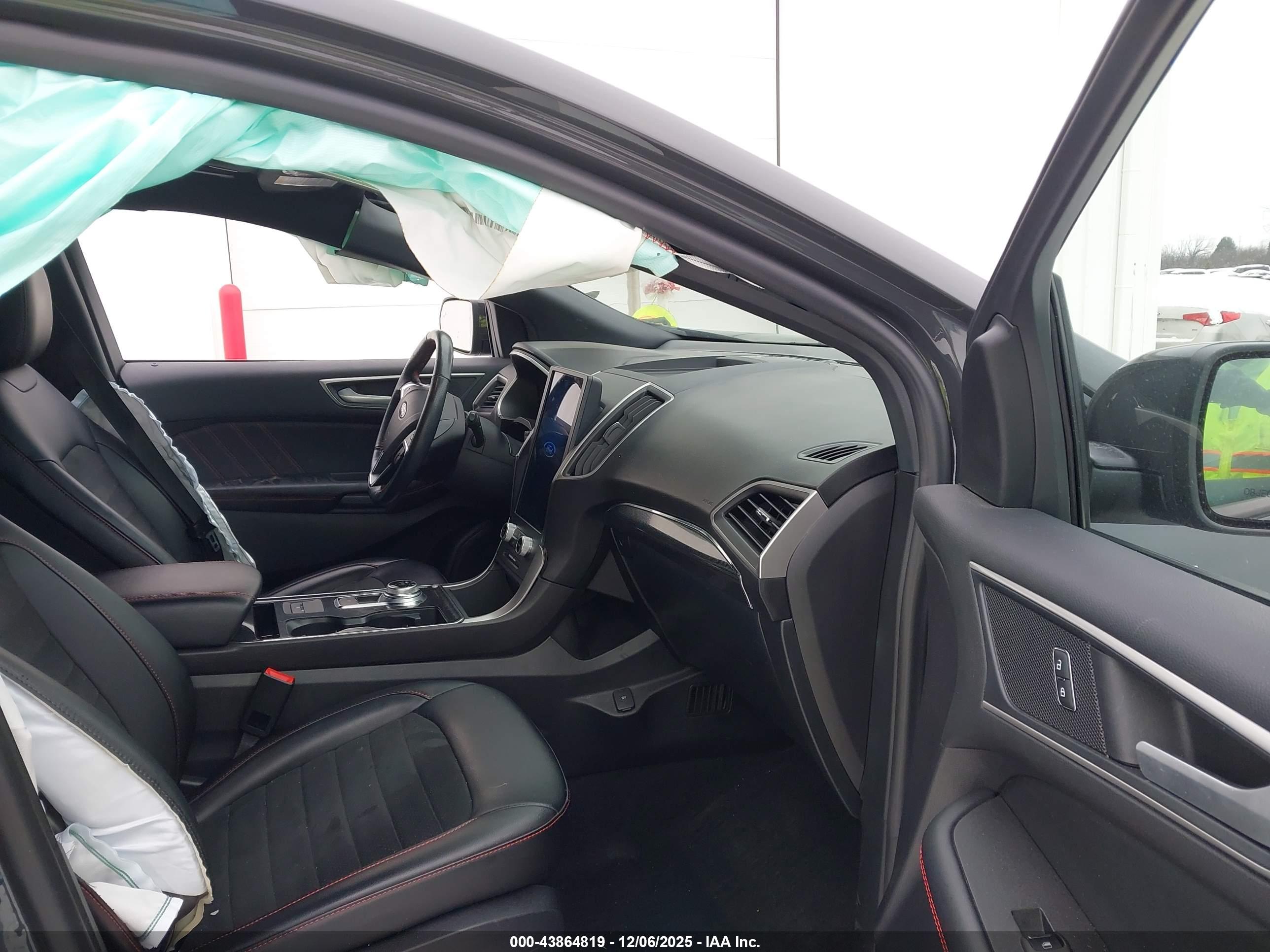 FORD EDGE image 5
