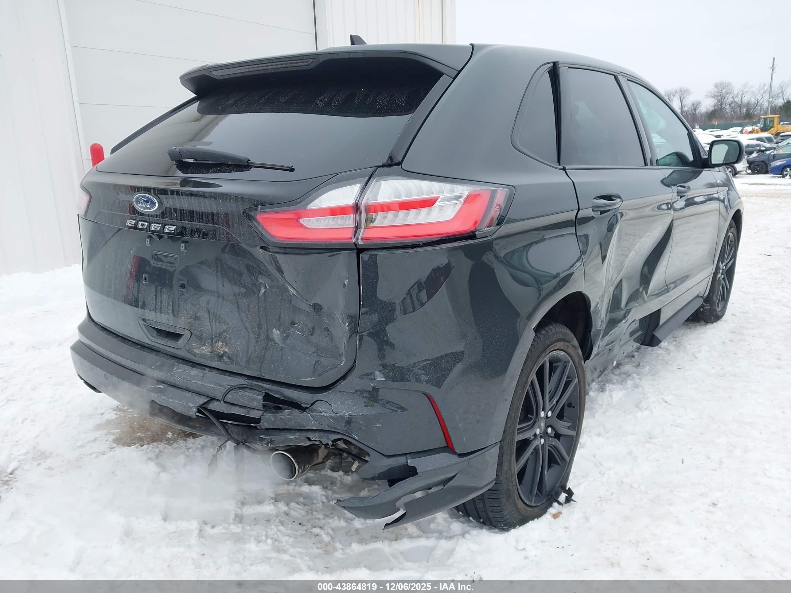 FORD EDGE image 6
