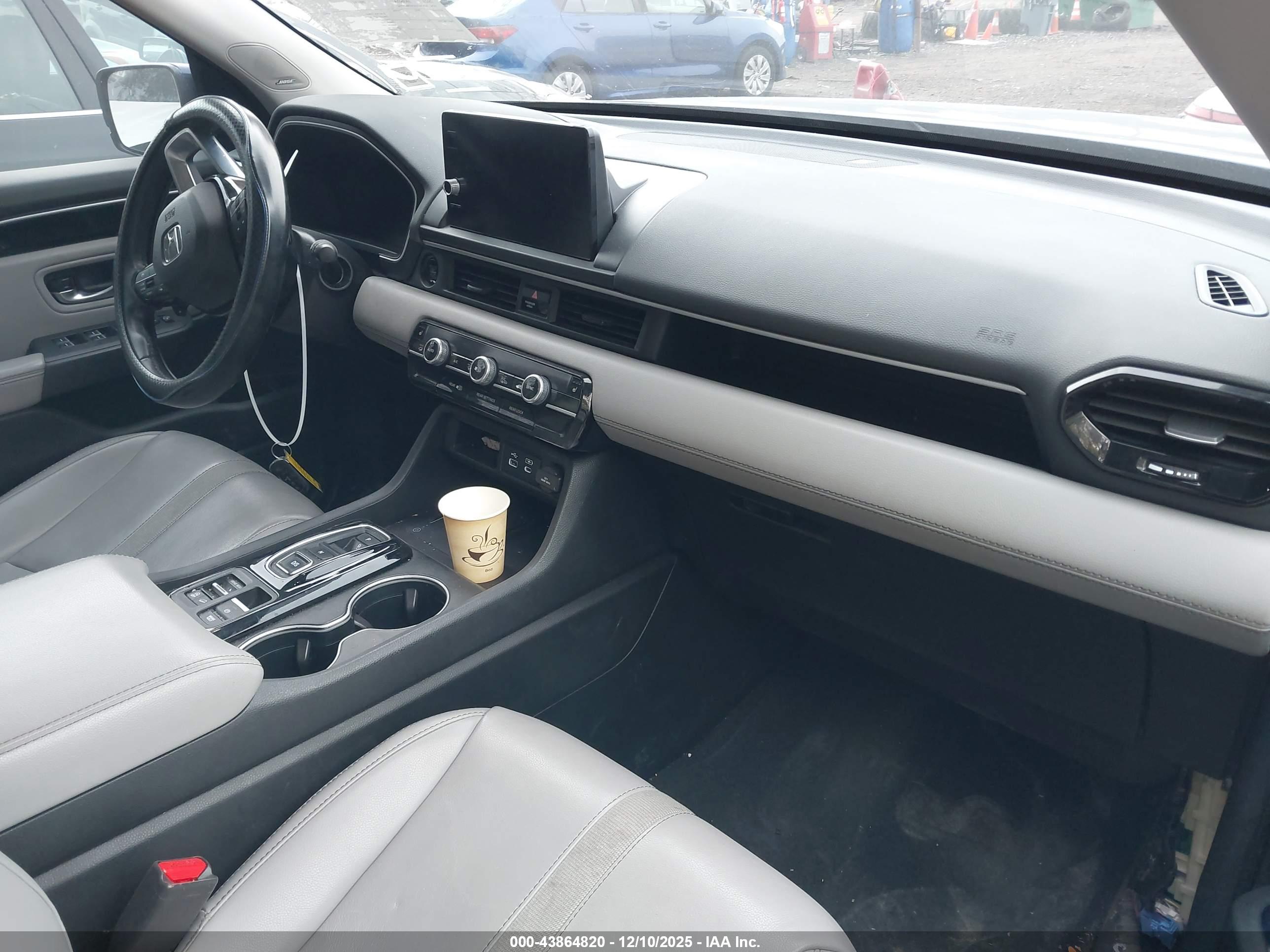 HONDA PILOT image 5