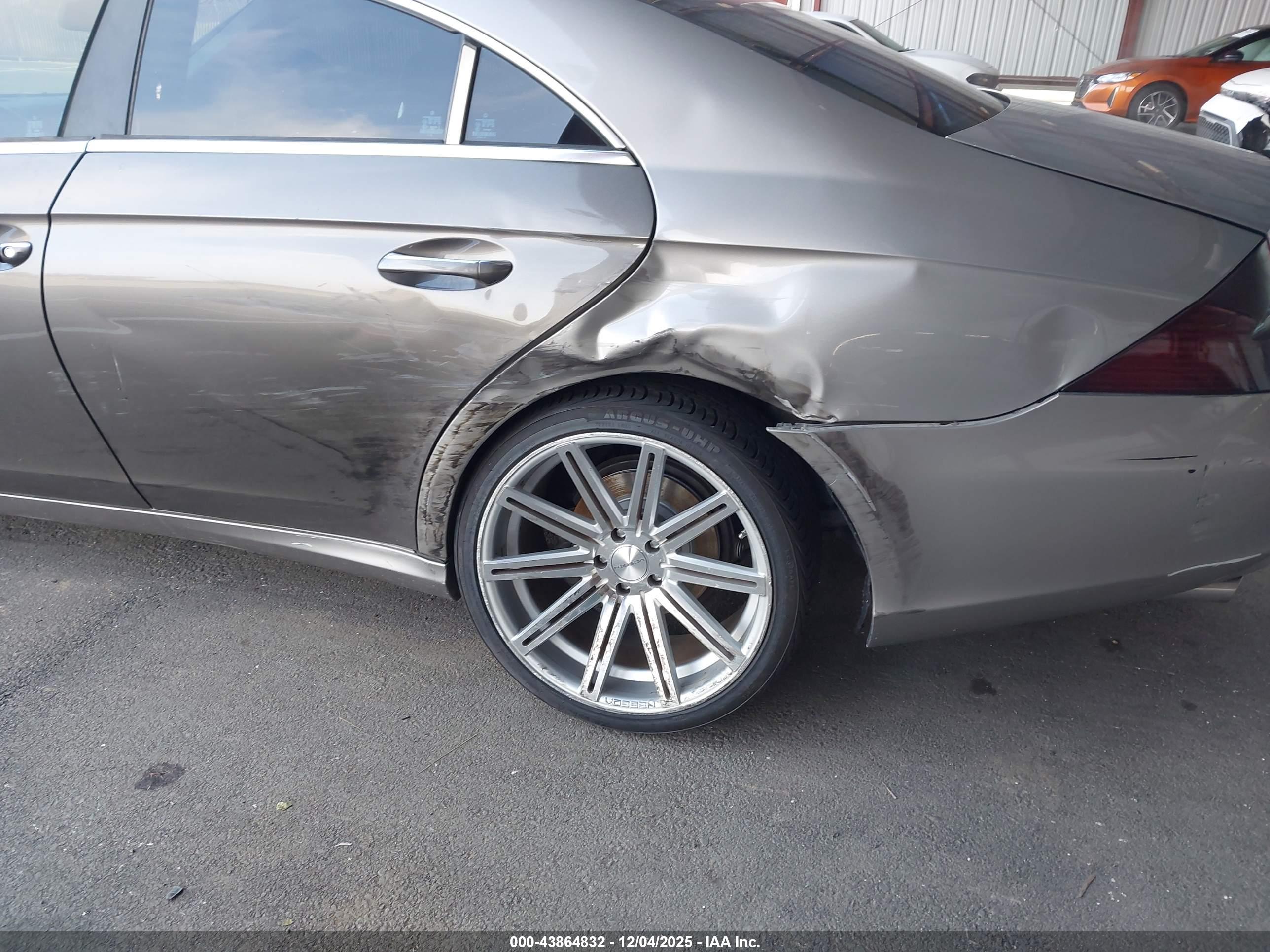 MERCEDES-BENZ CLS image 6