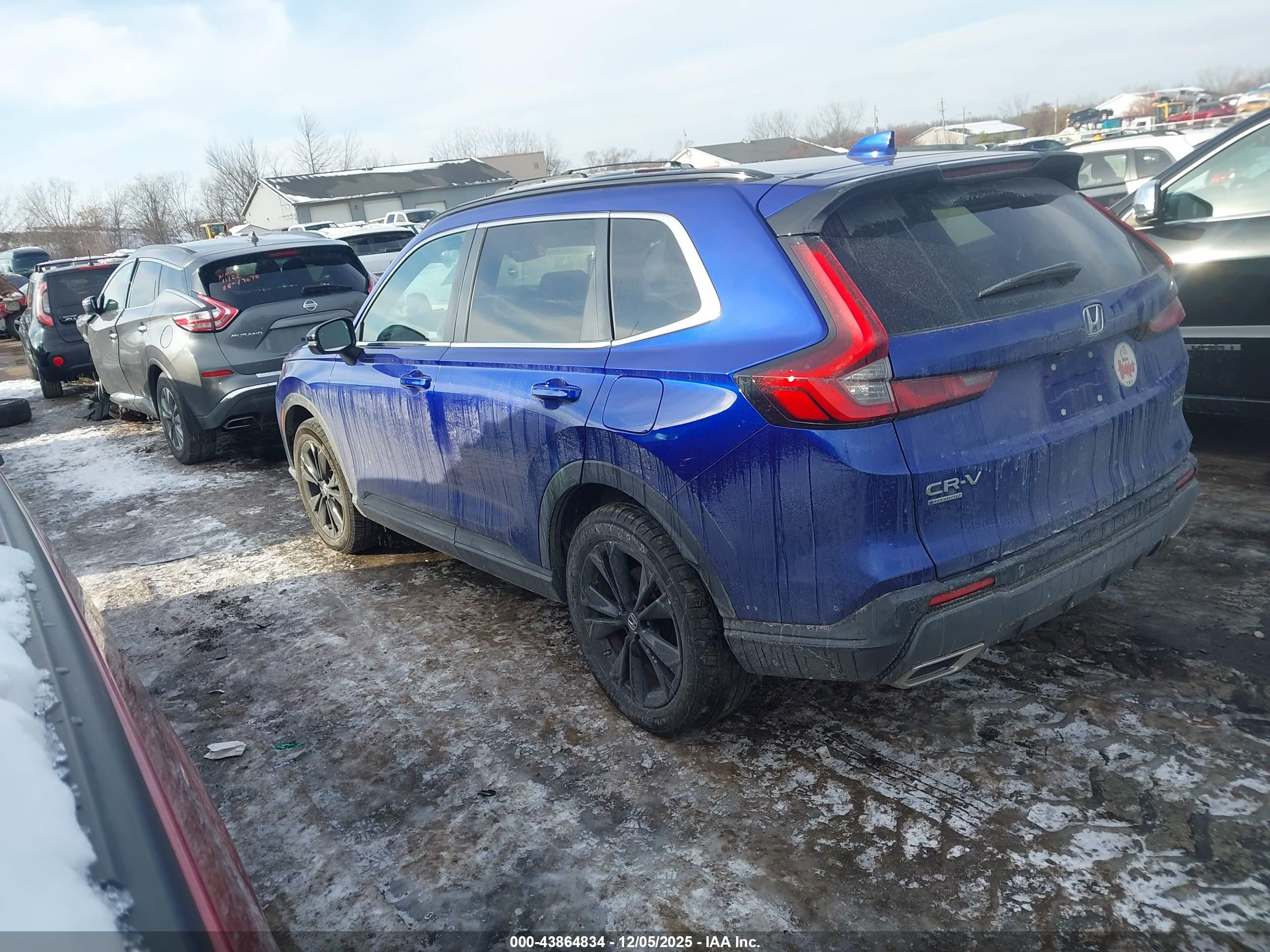HONDA CR-V image 3