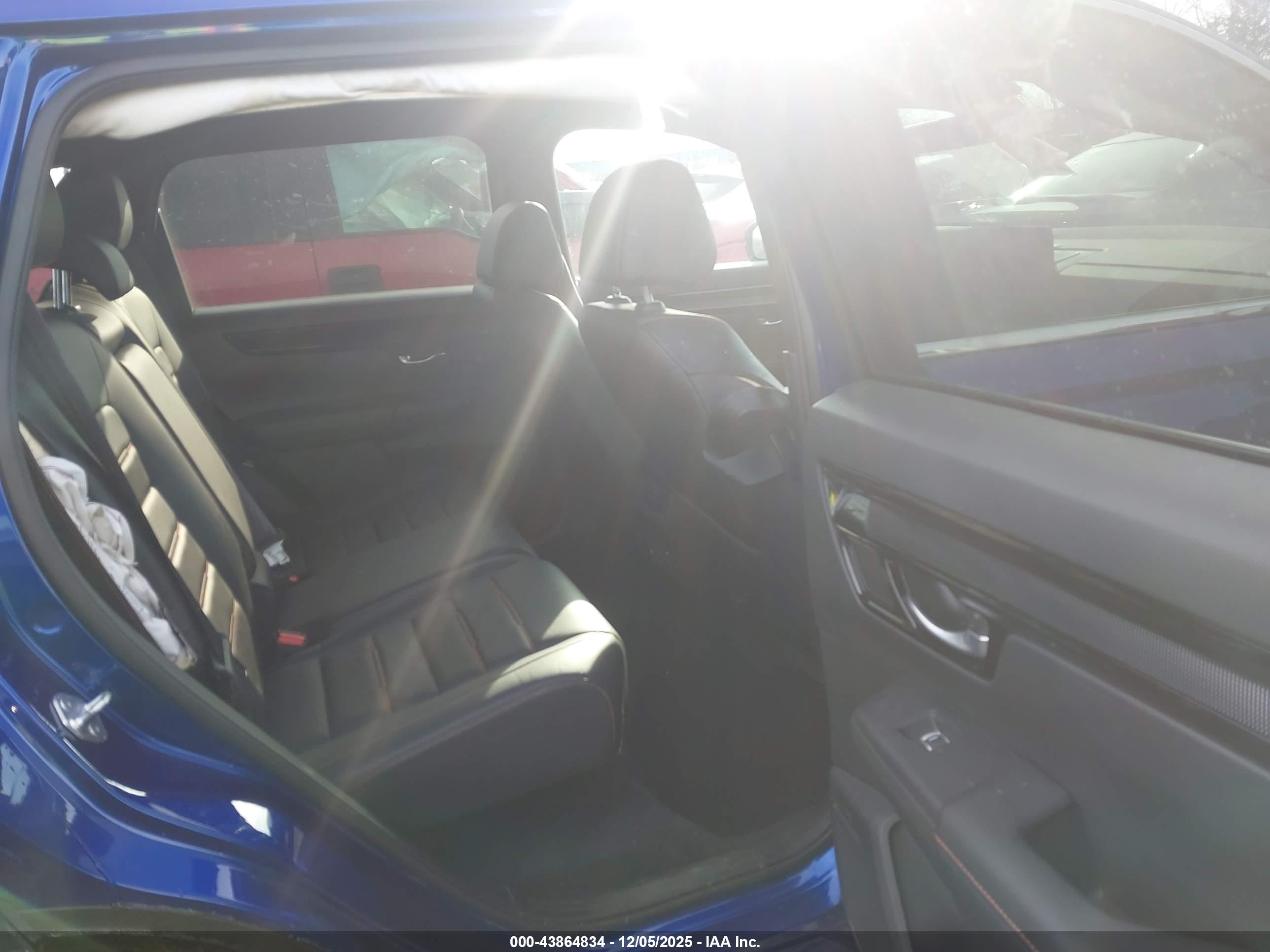 HONDA CR-V image 8