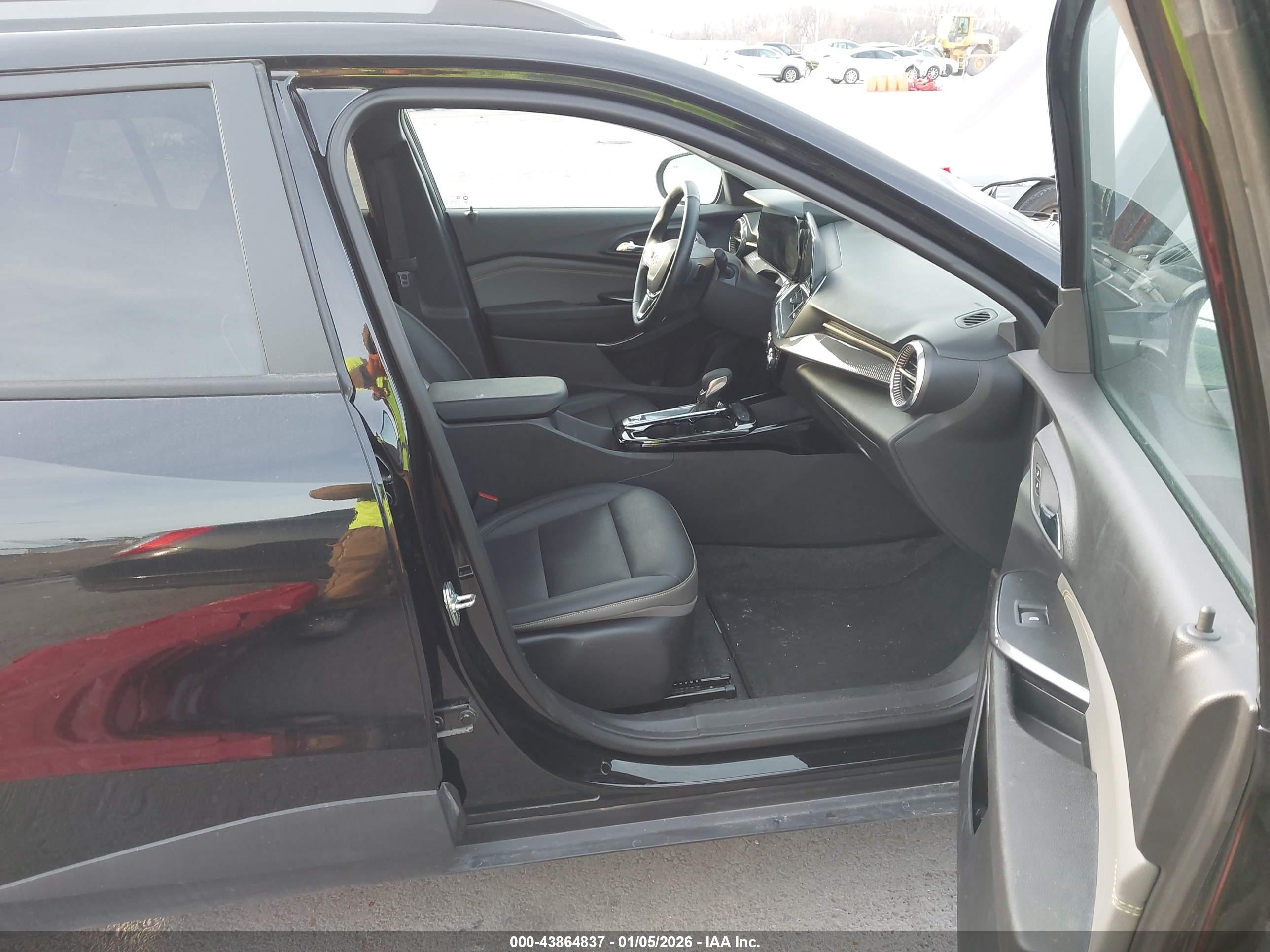 CHEVROLET TRAX image 5