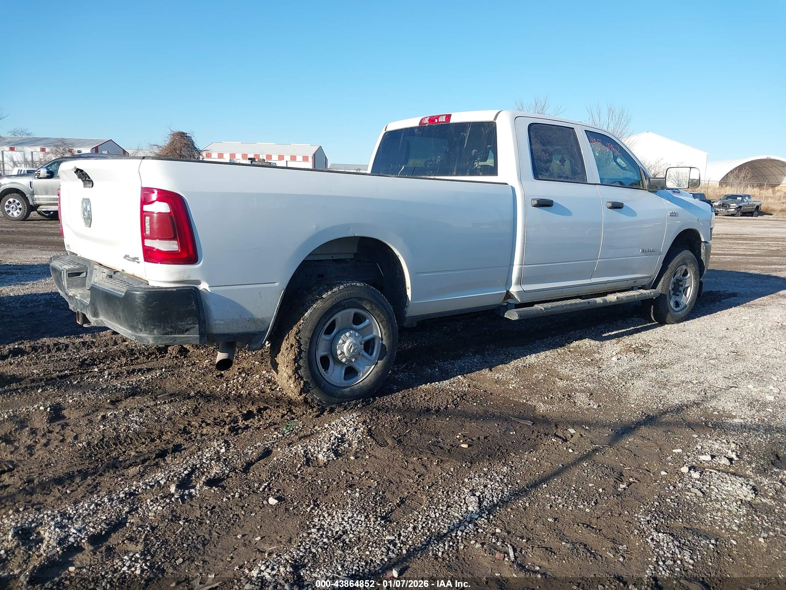 RAM 2500 image 4