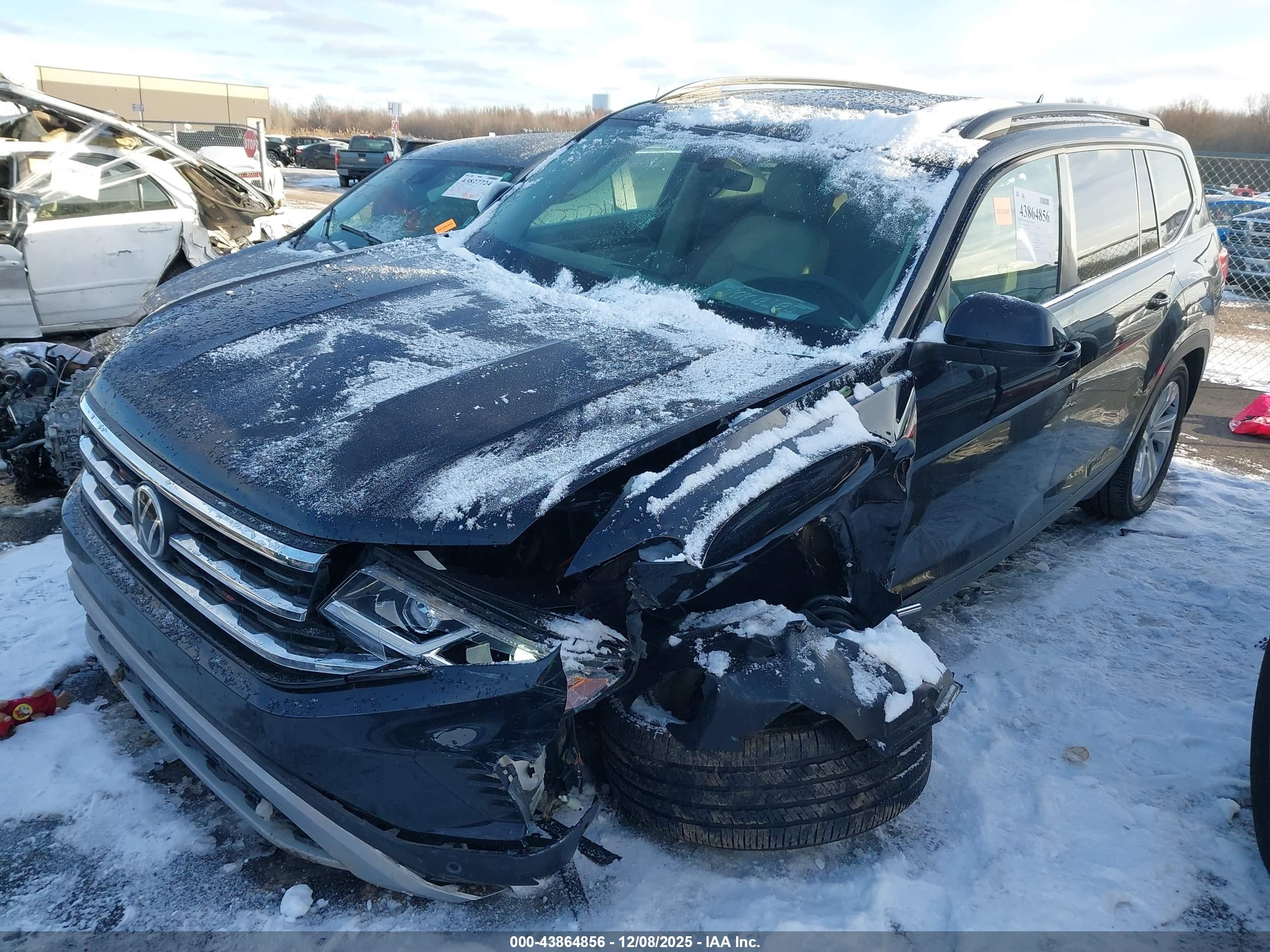 VOLKSWAGEN ATLAS image 2