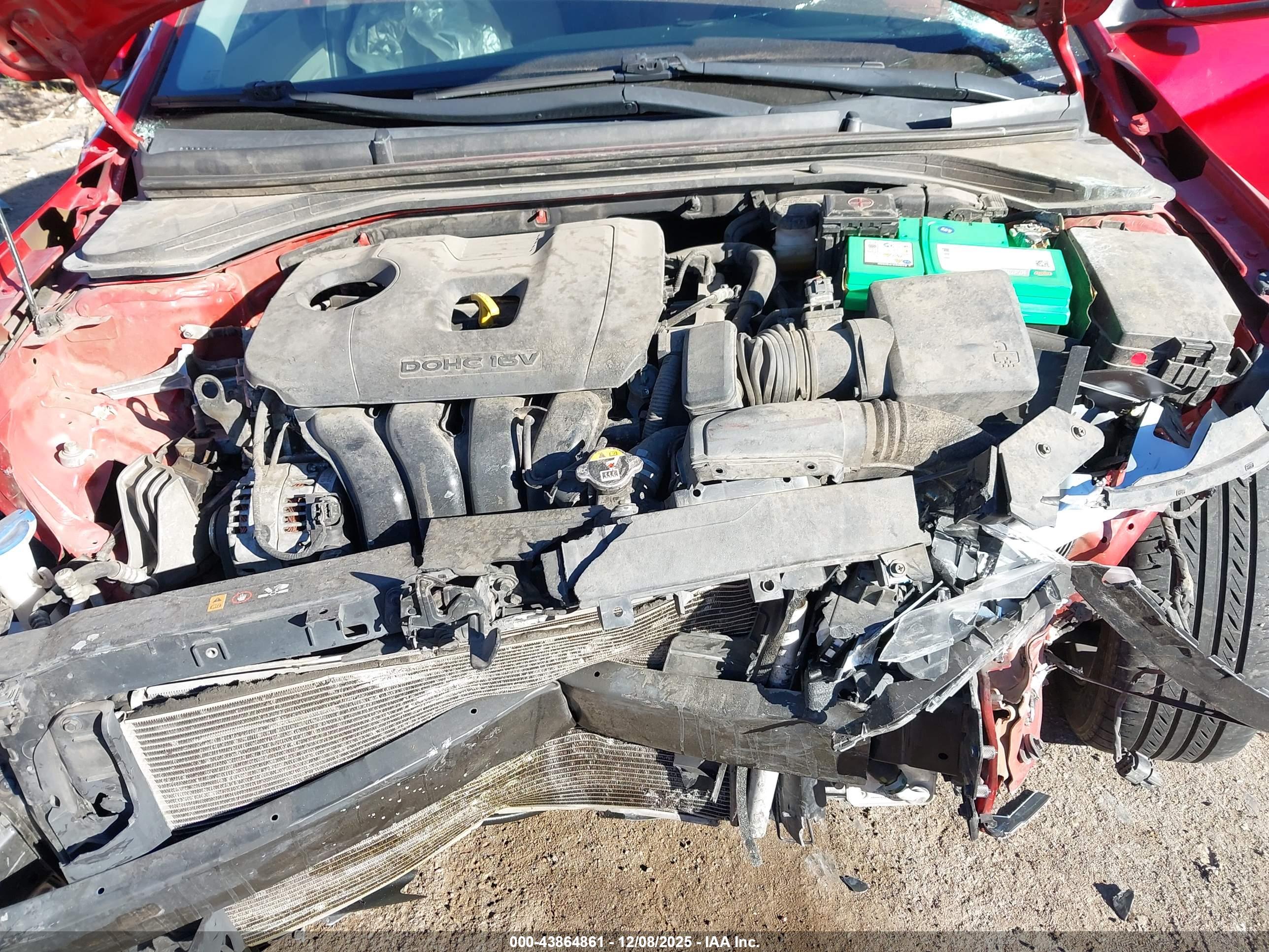 HYUNDAI ELANTRA image 10
