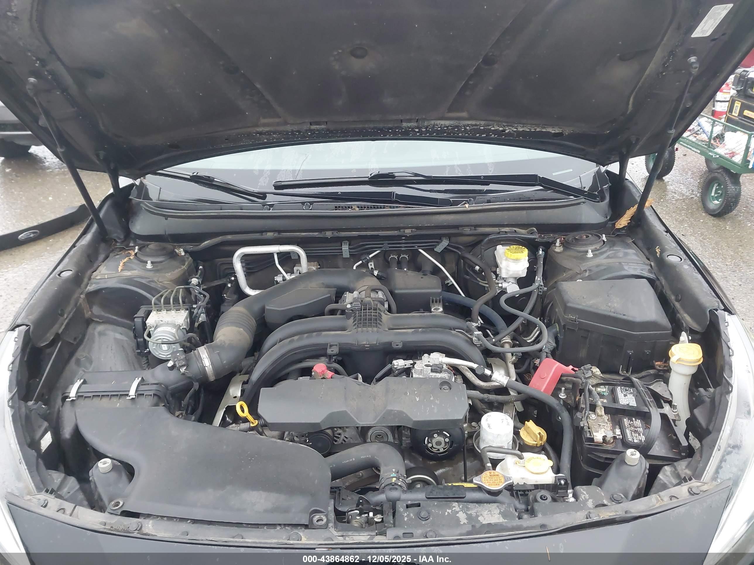 SUBARU OUTBACK image 10