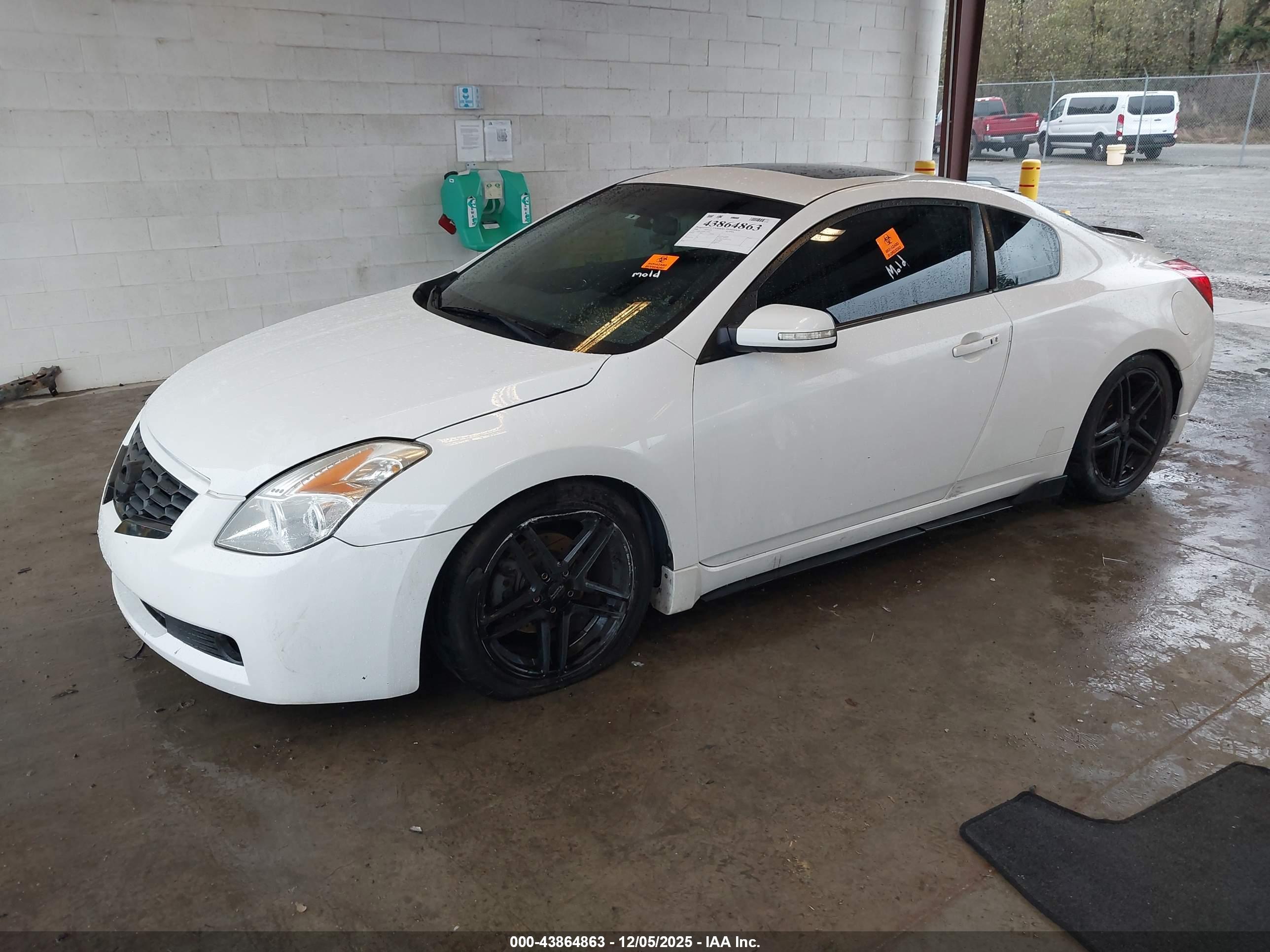 NISSAN ALTIMA image 2