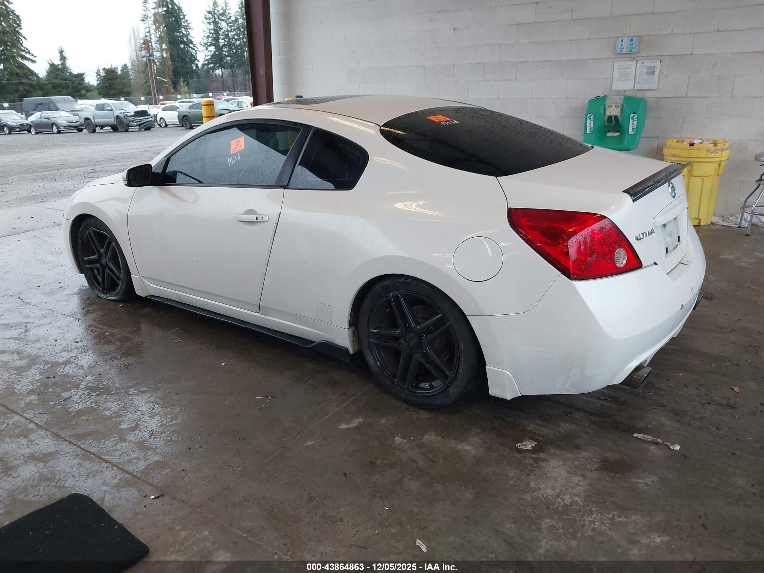 NISSAN ALTIMA image 3