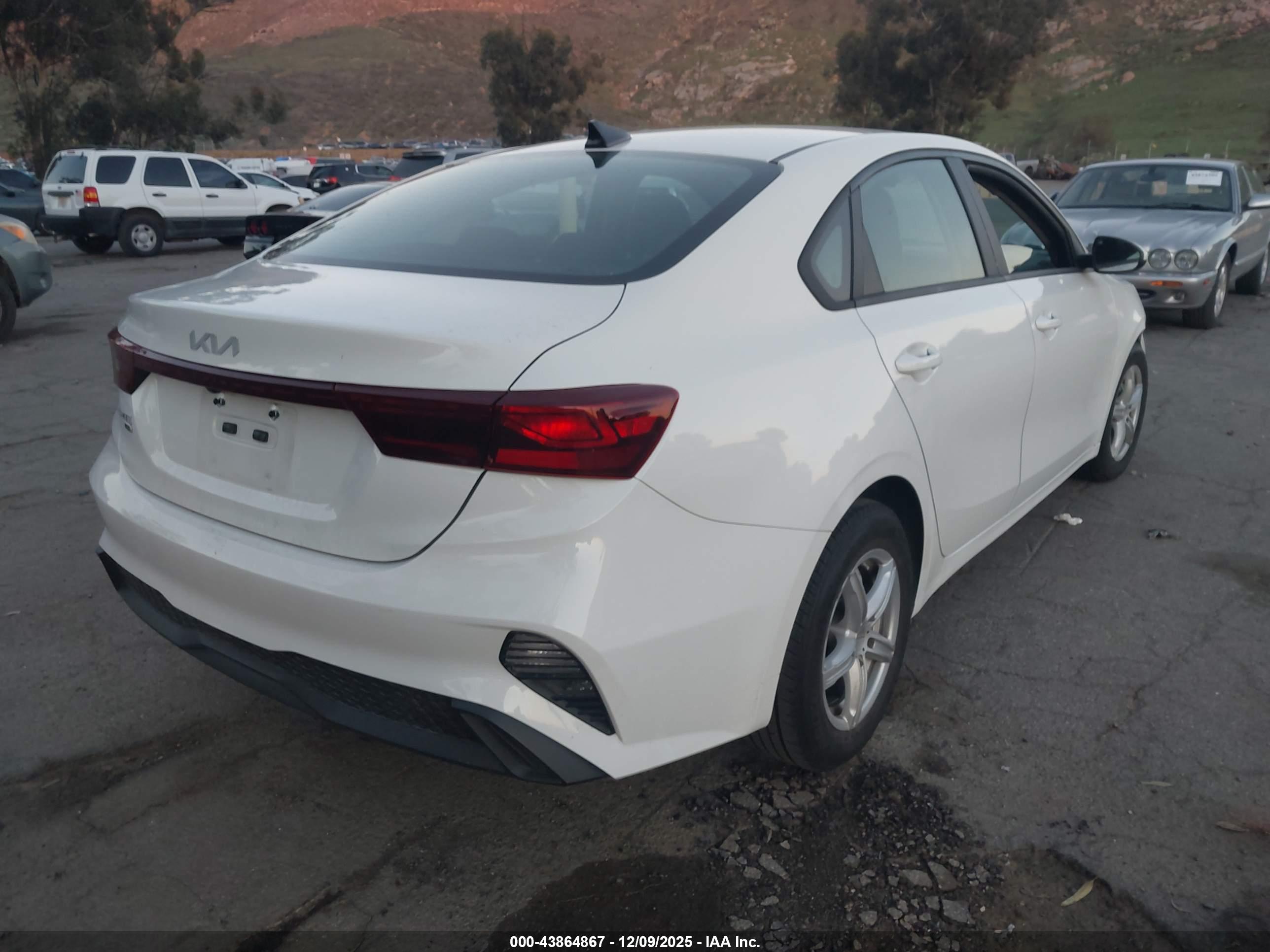KIA FORTE image 4