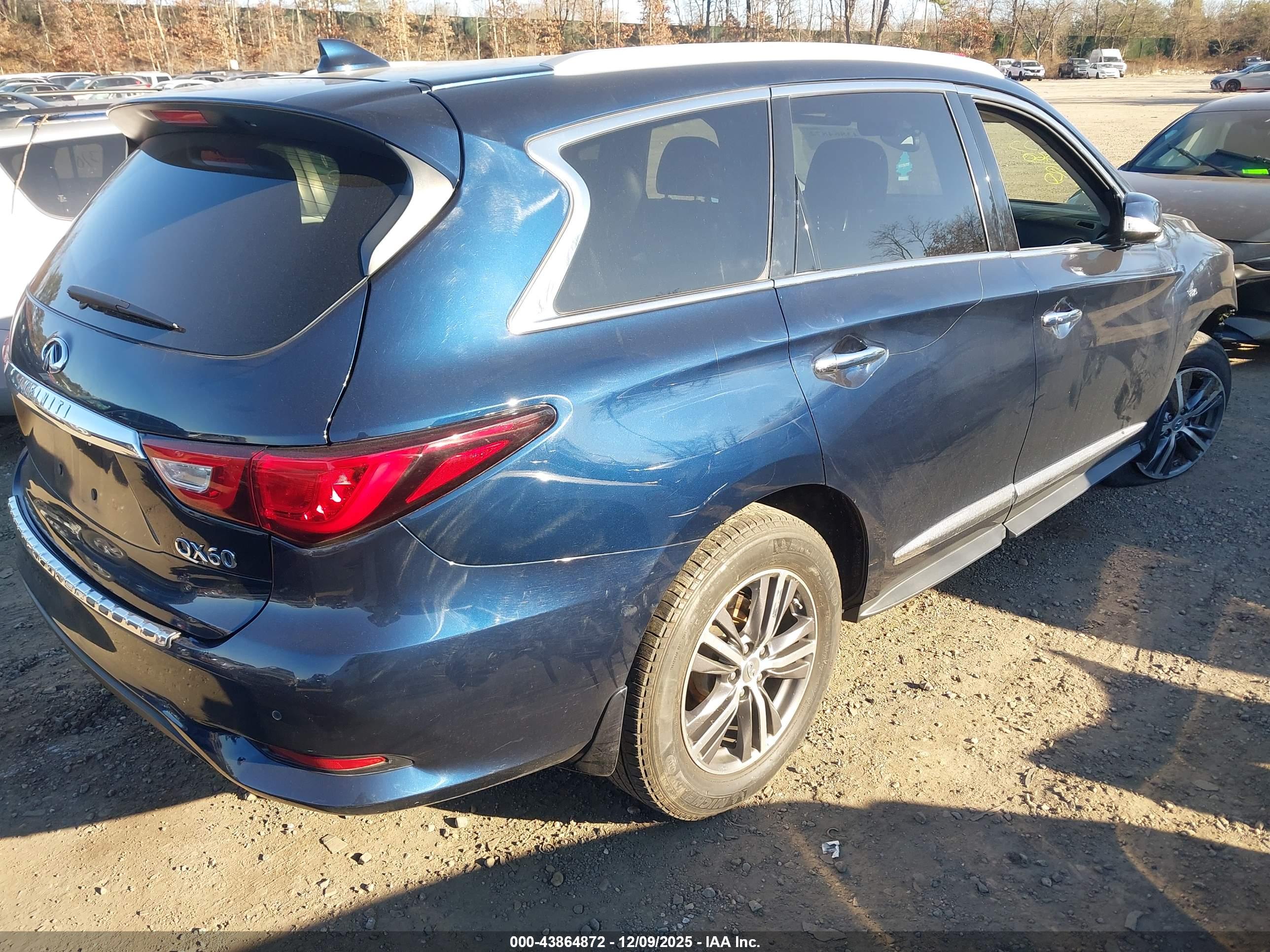 INFINITI QX60 image 4