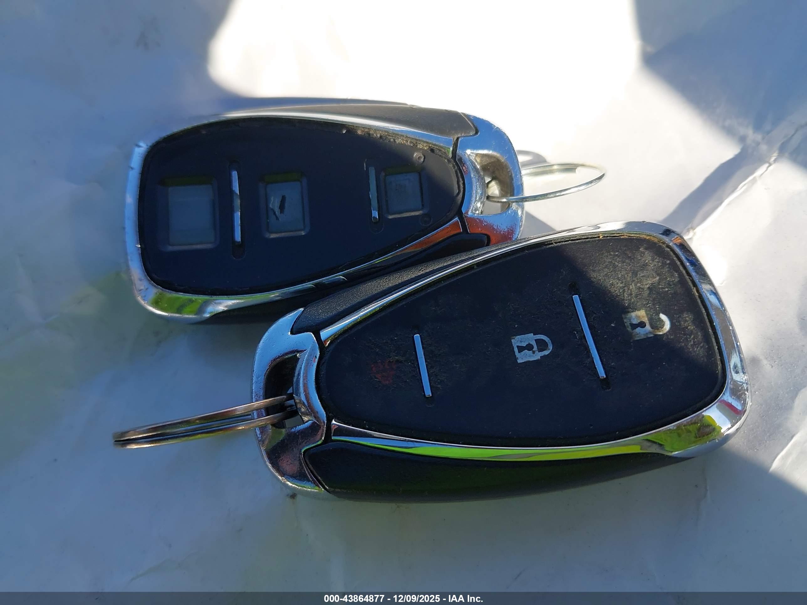 CHEVROLET EQUINOX image 11