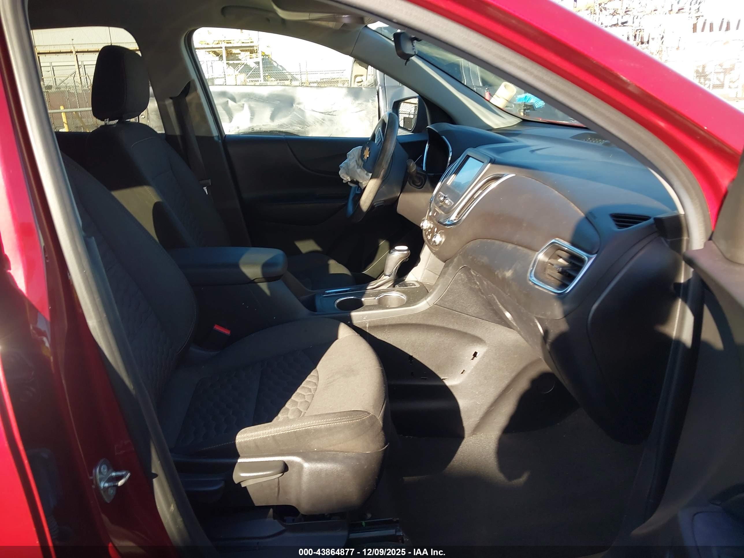 CHEVROLET EQUINOX image 5