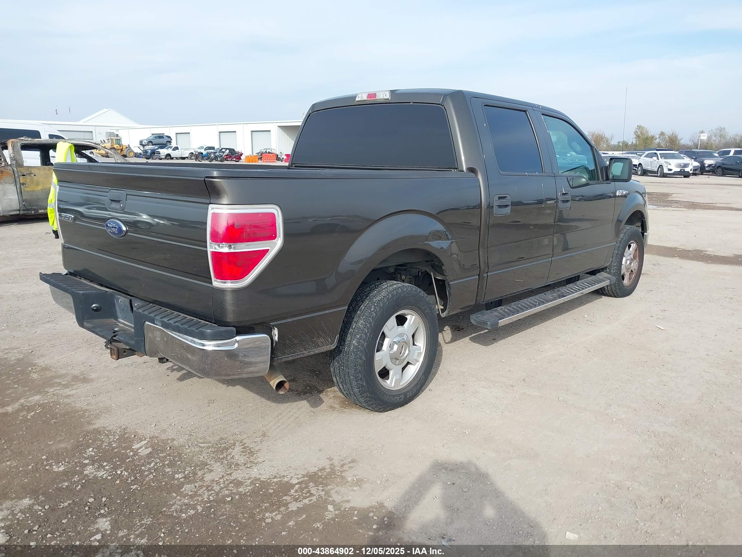 FORD F-150 image 4