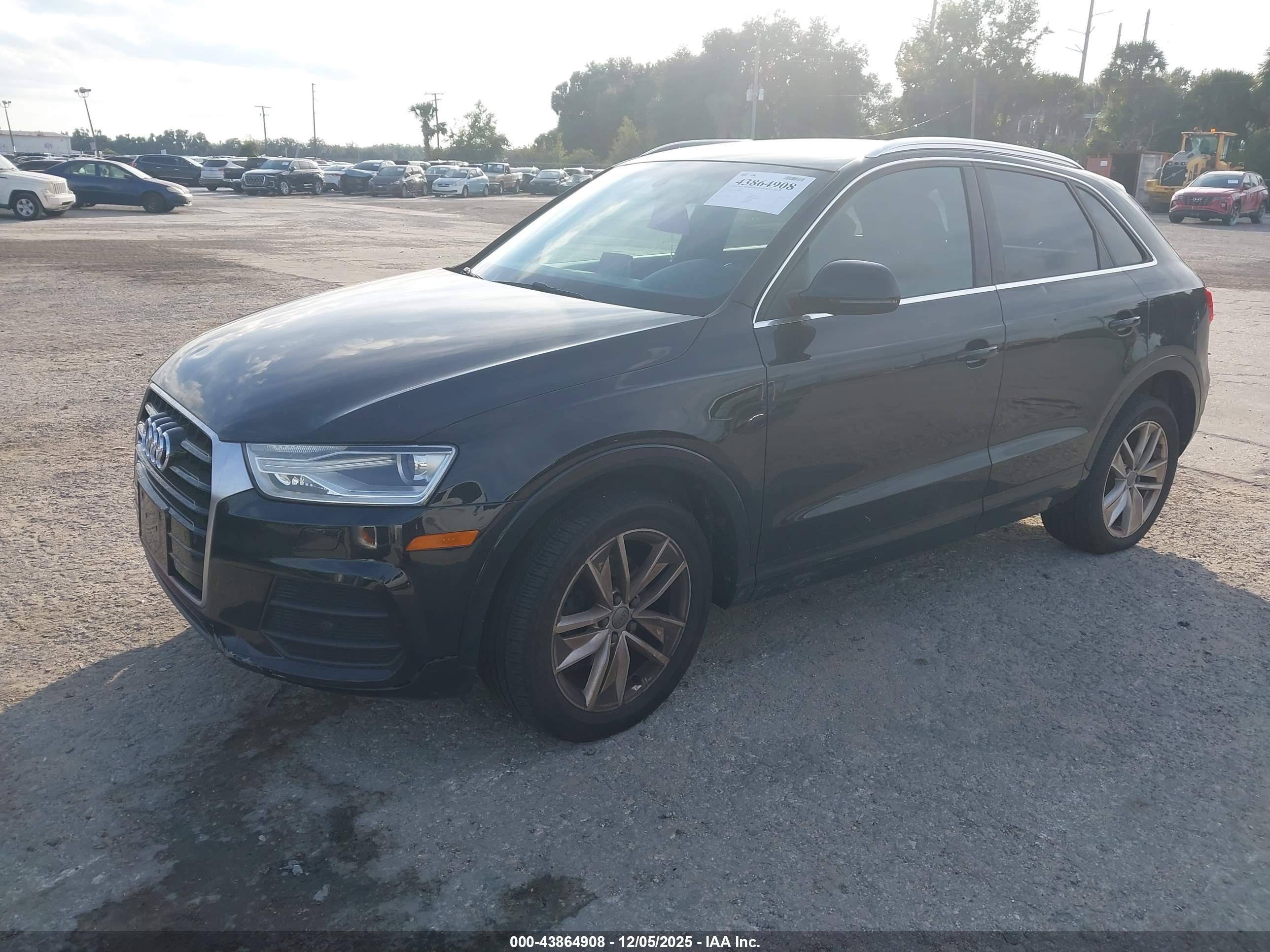 AUDI Q3 image 2