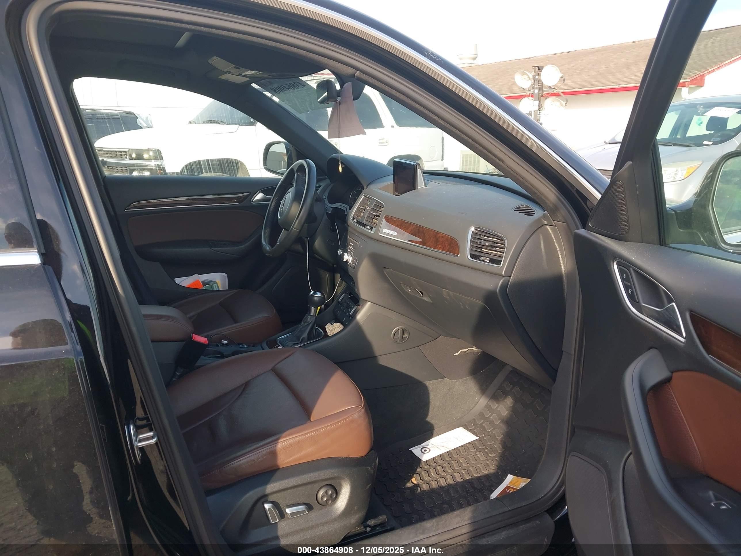 AUDI Q3 image 5