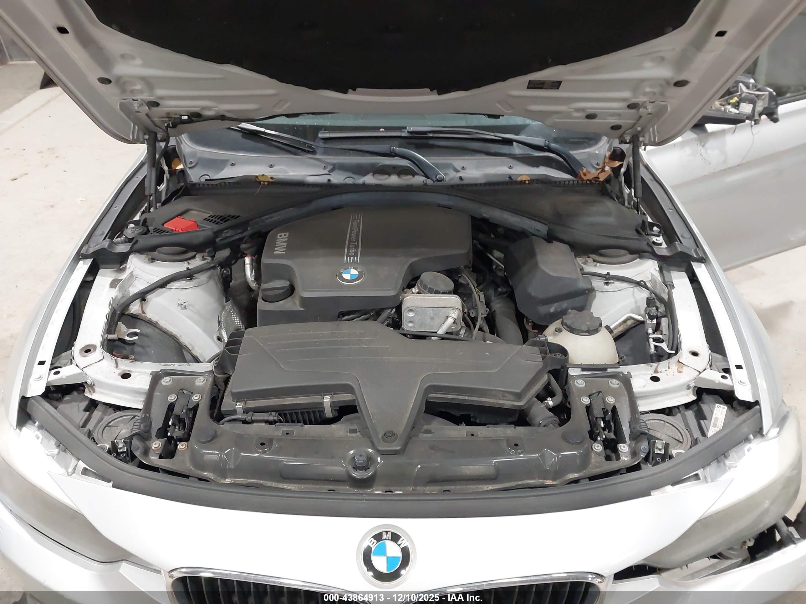 BMW 328I image 10
