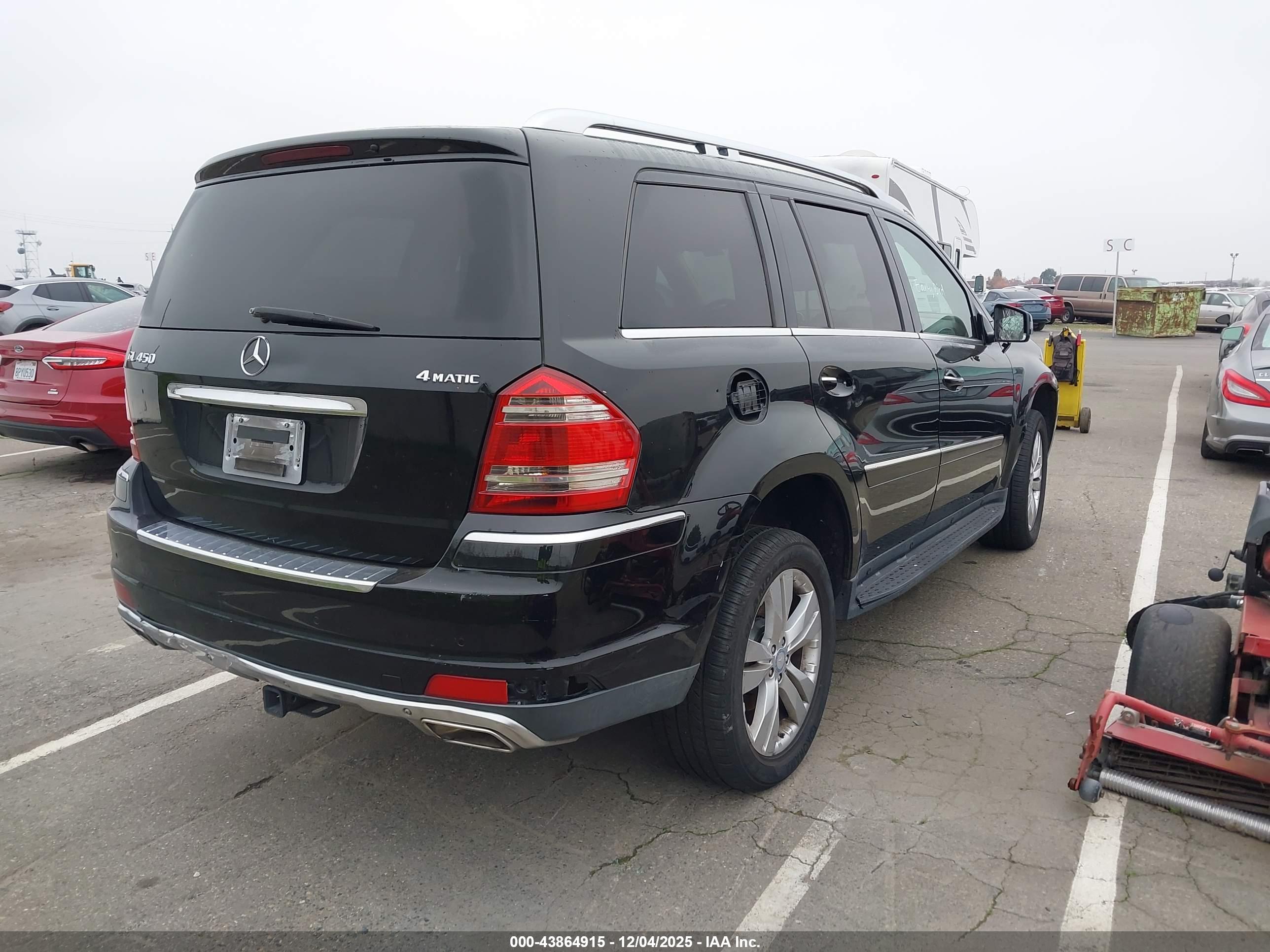 MERCEDES-BENZ GL image 4