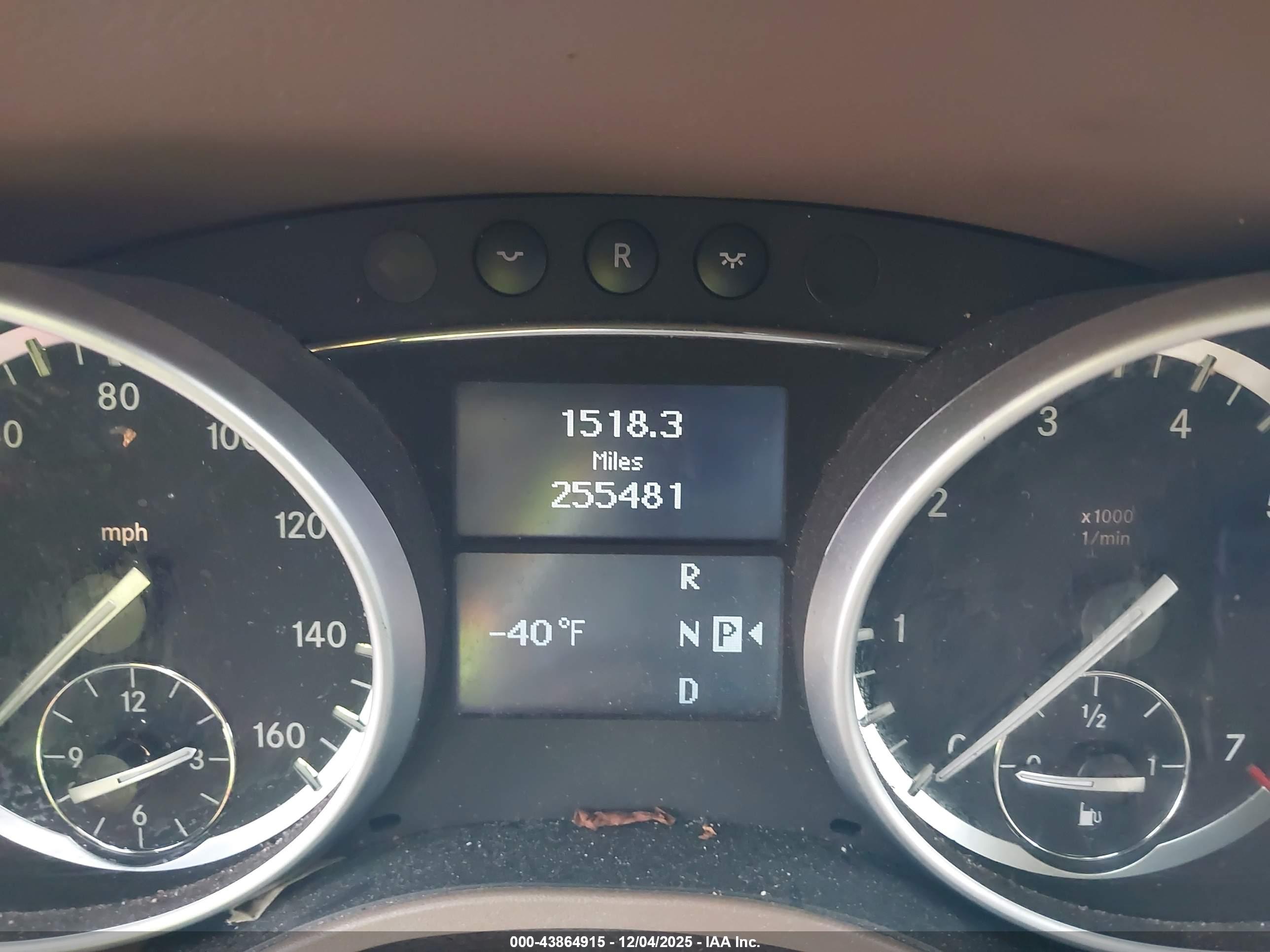 MERCEDES-BENZ GL image 7