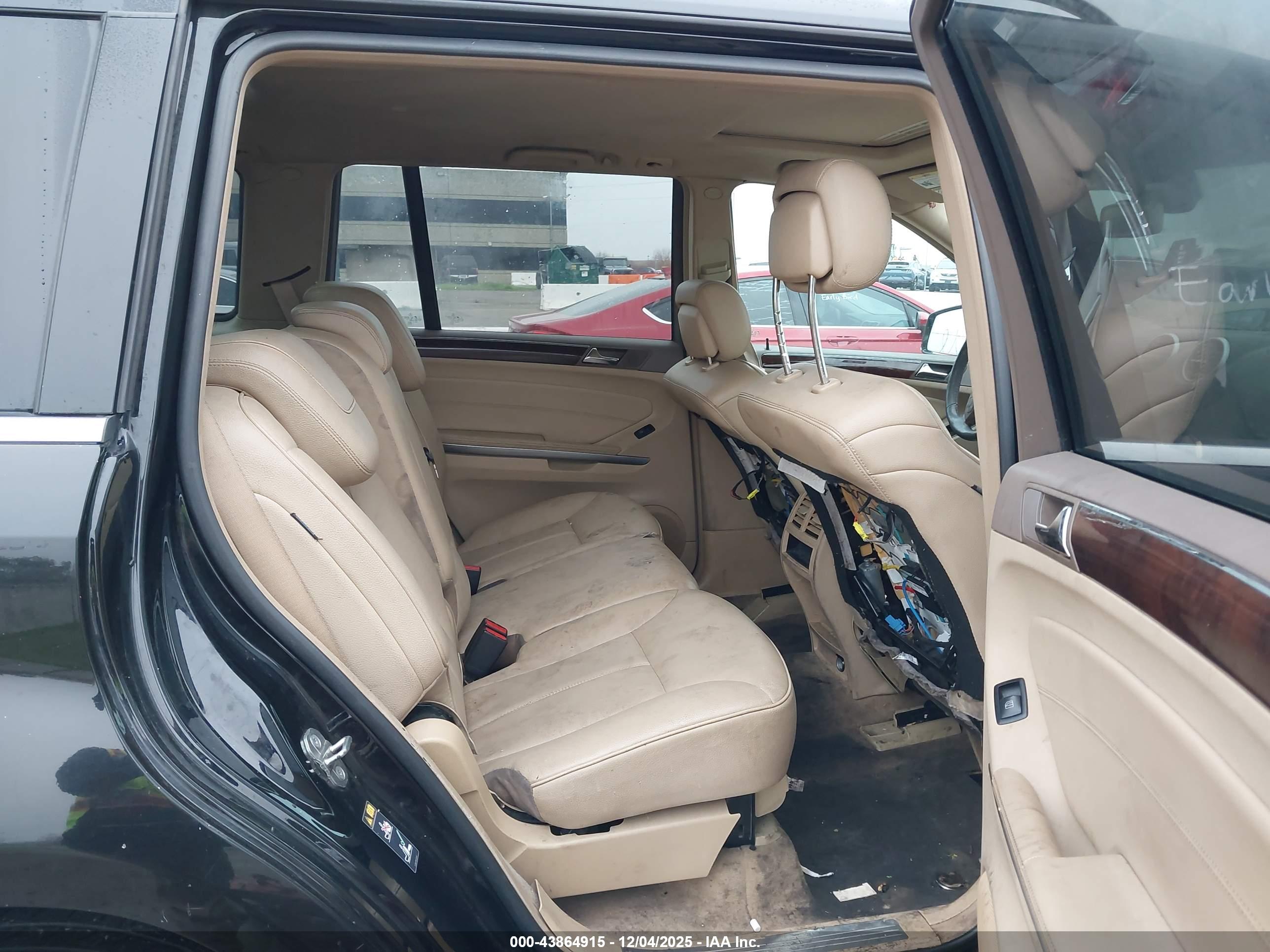 MERCEDES-BENZ GL image 8
