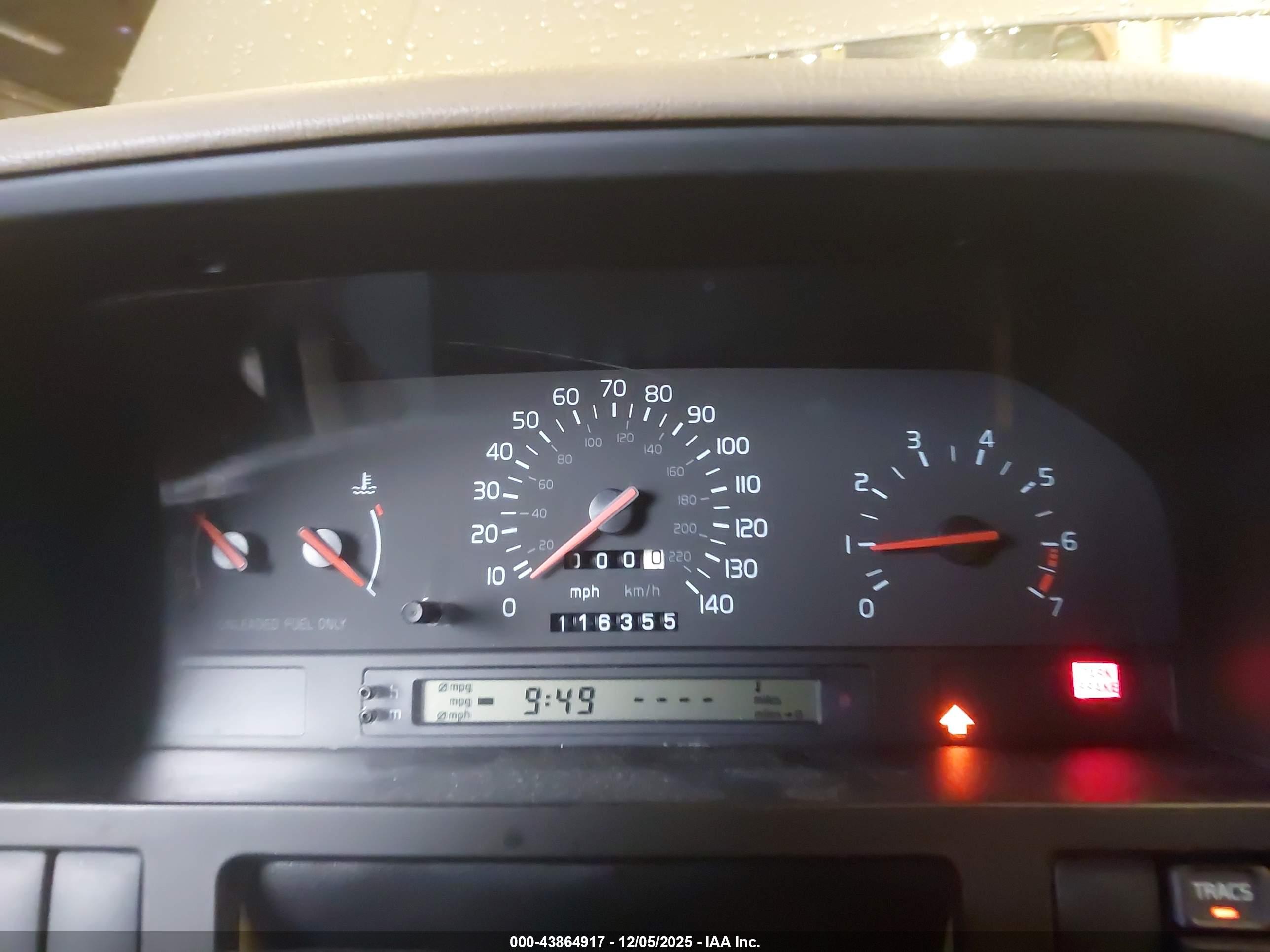 VOLVO 850 image 7