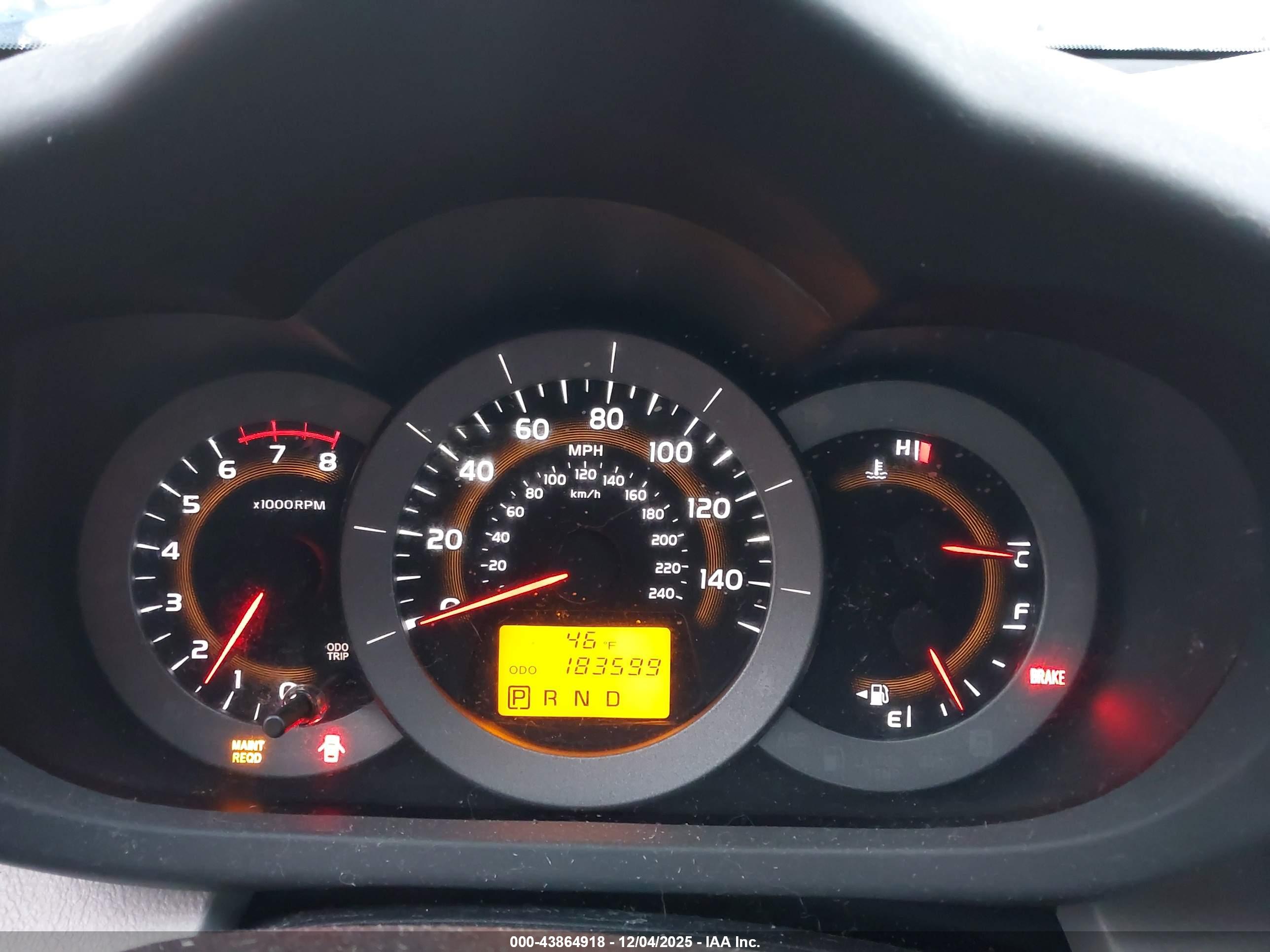 TOYOTA RAV4 image 7