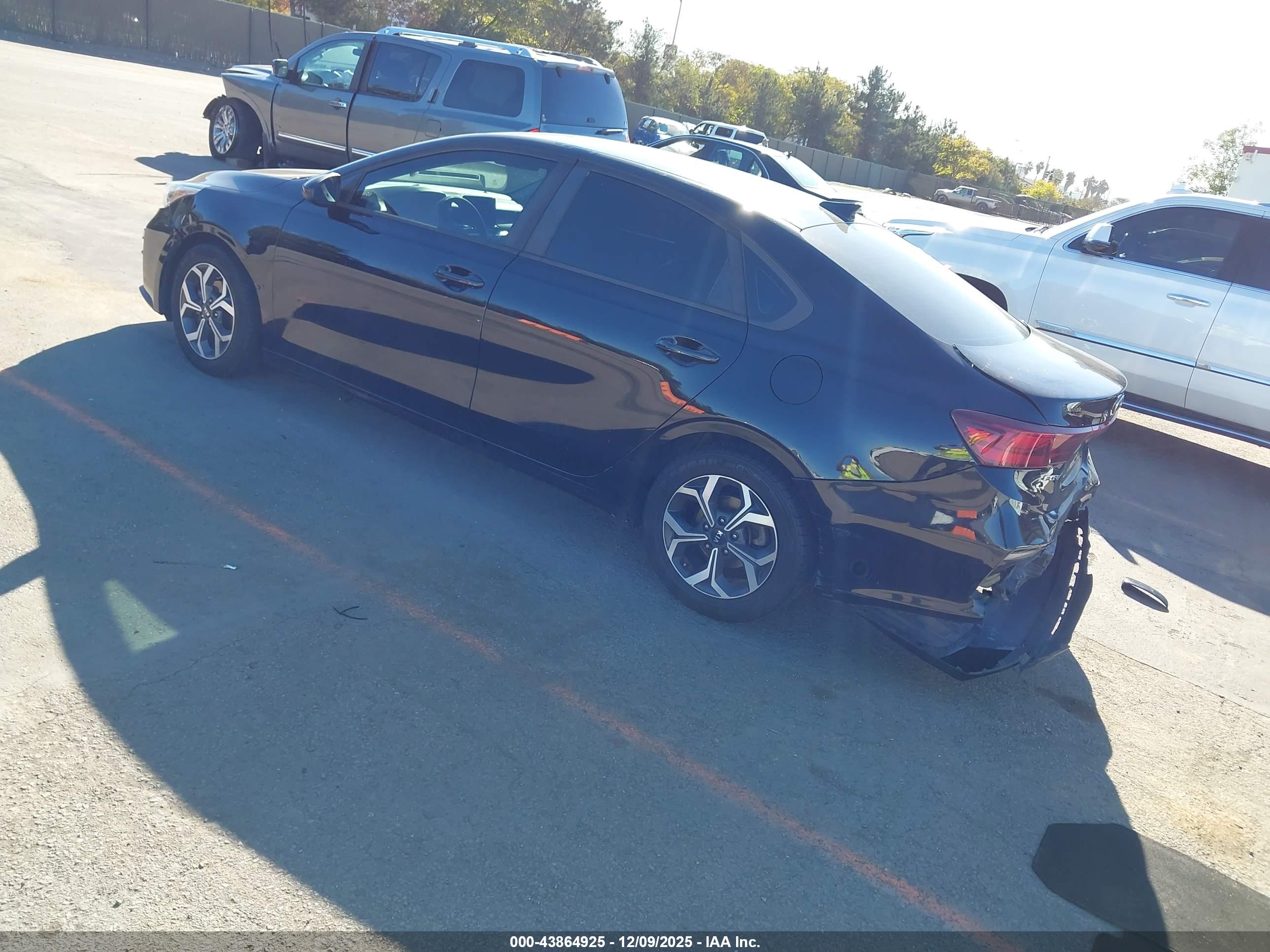 KIA FORTE image 3