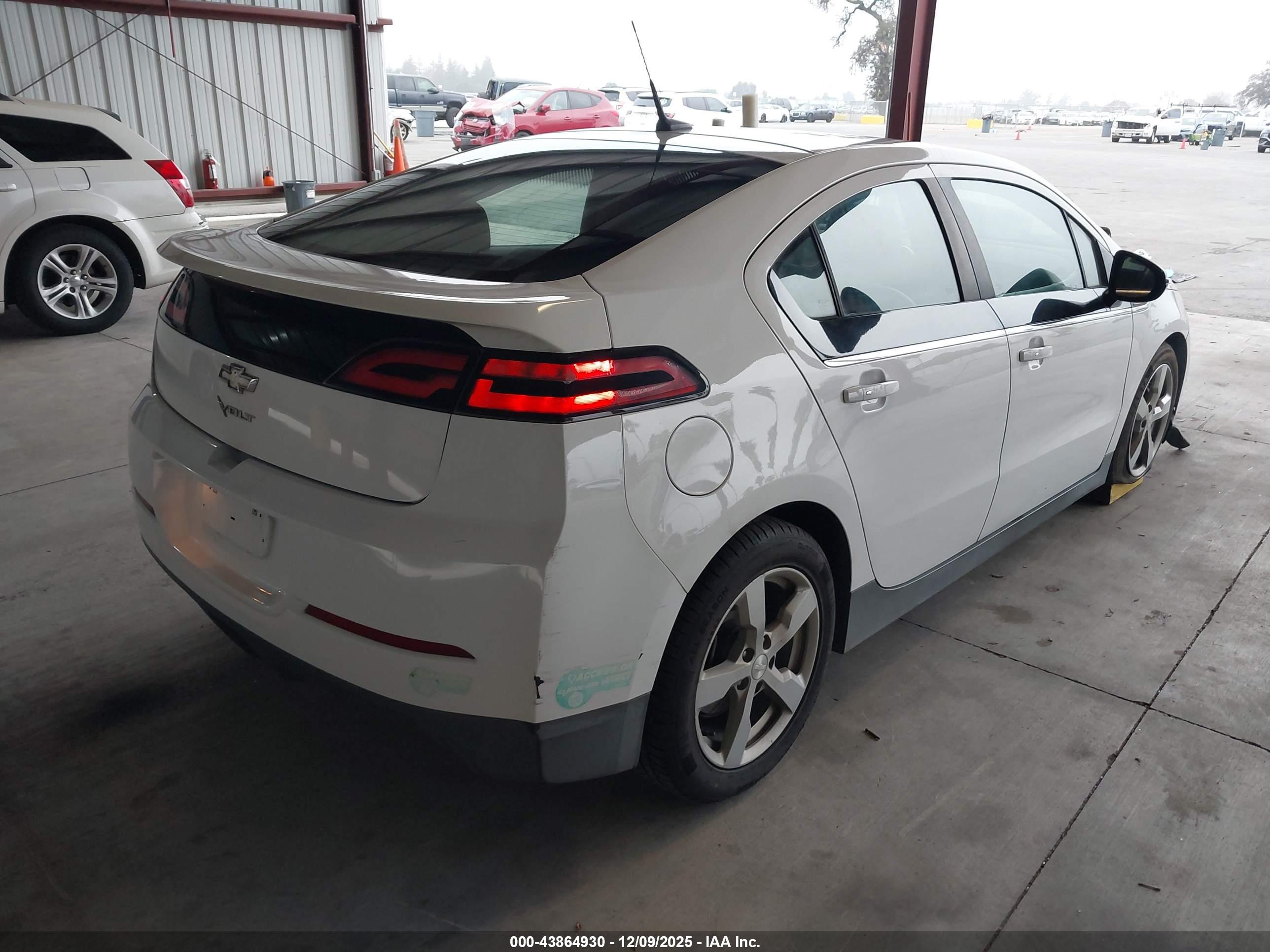 CHEVROLET VOLT image 4
