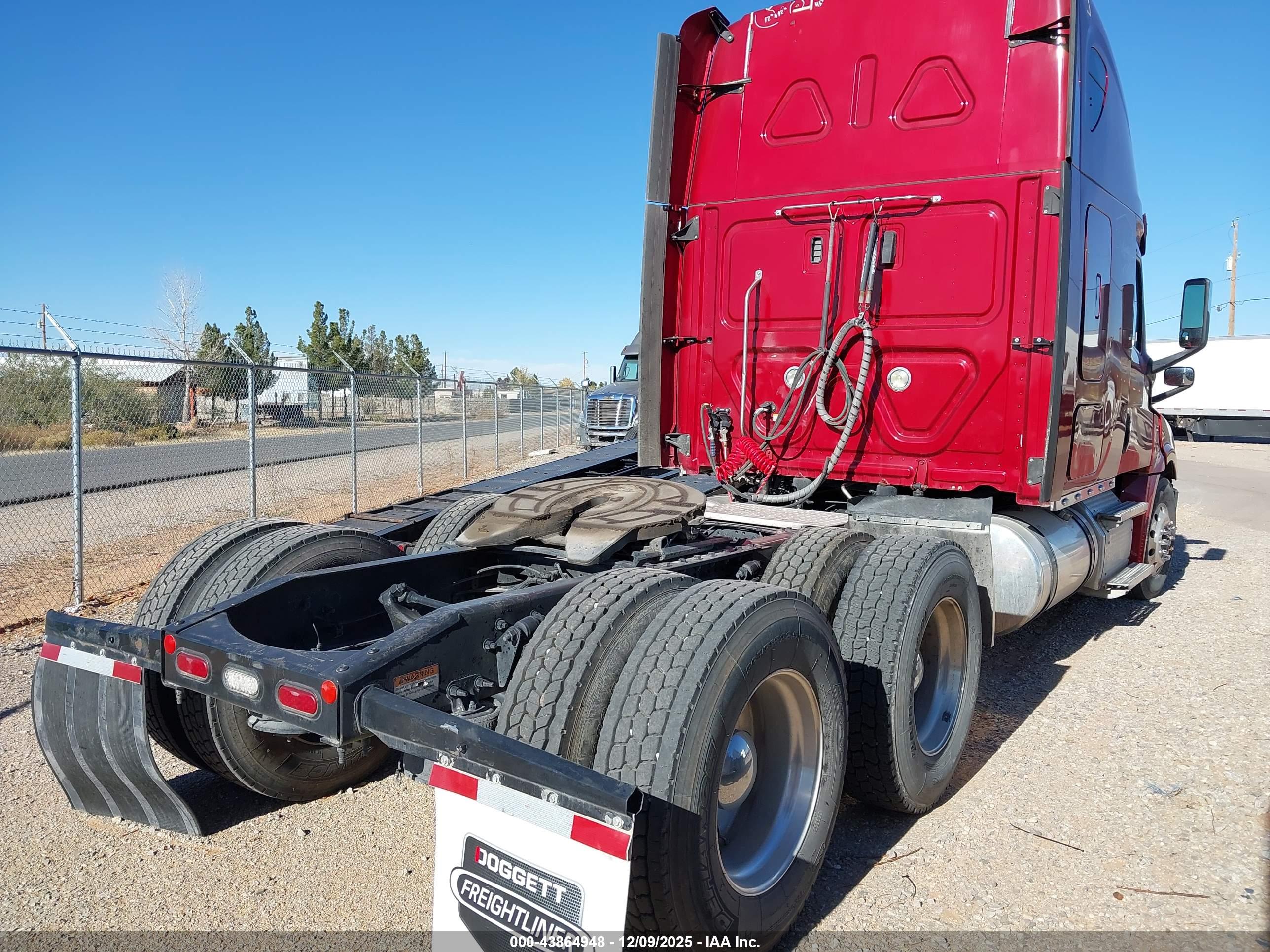 FREIGHTLINER NEW image 4