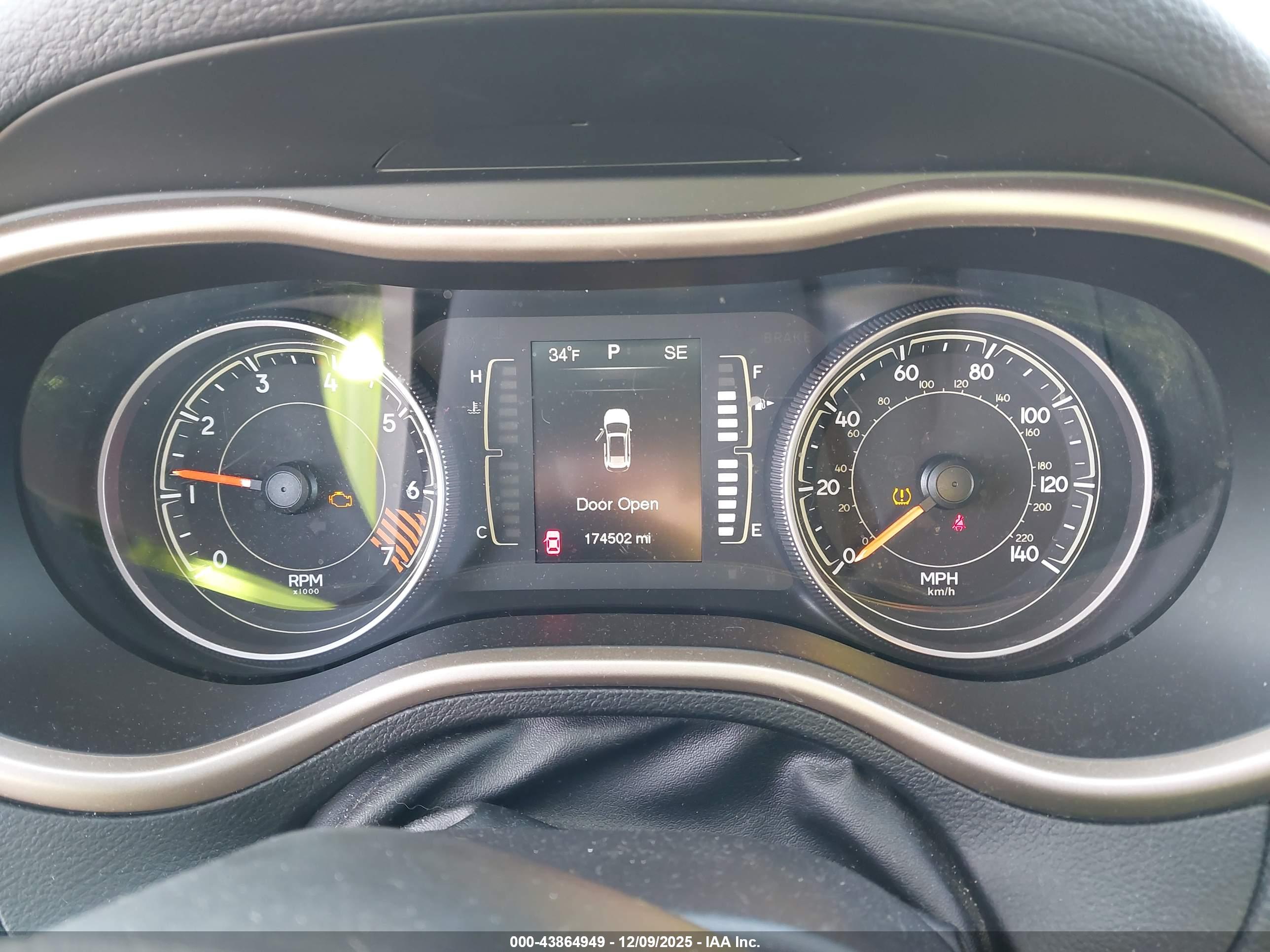 JEEP CHEROKEE image 7