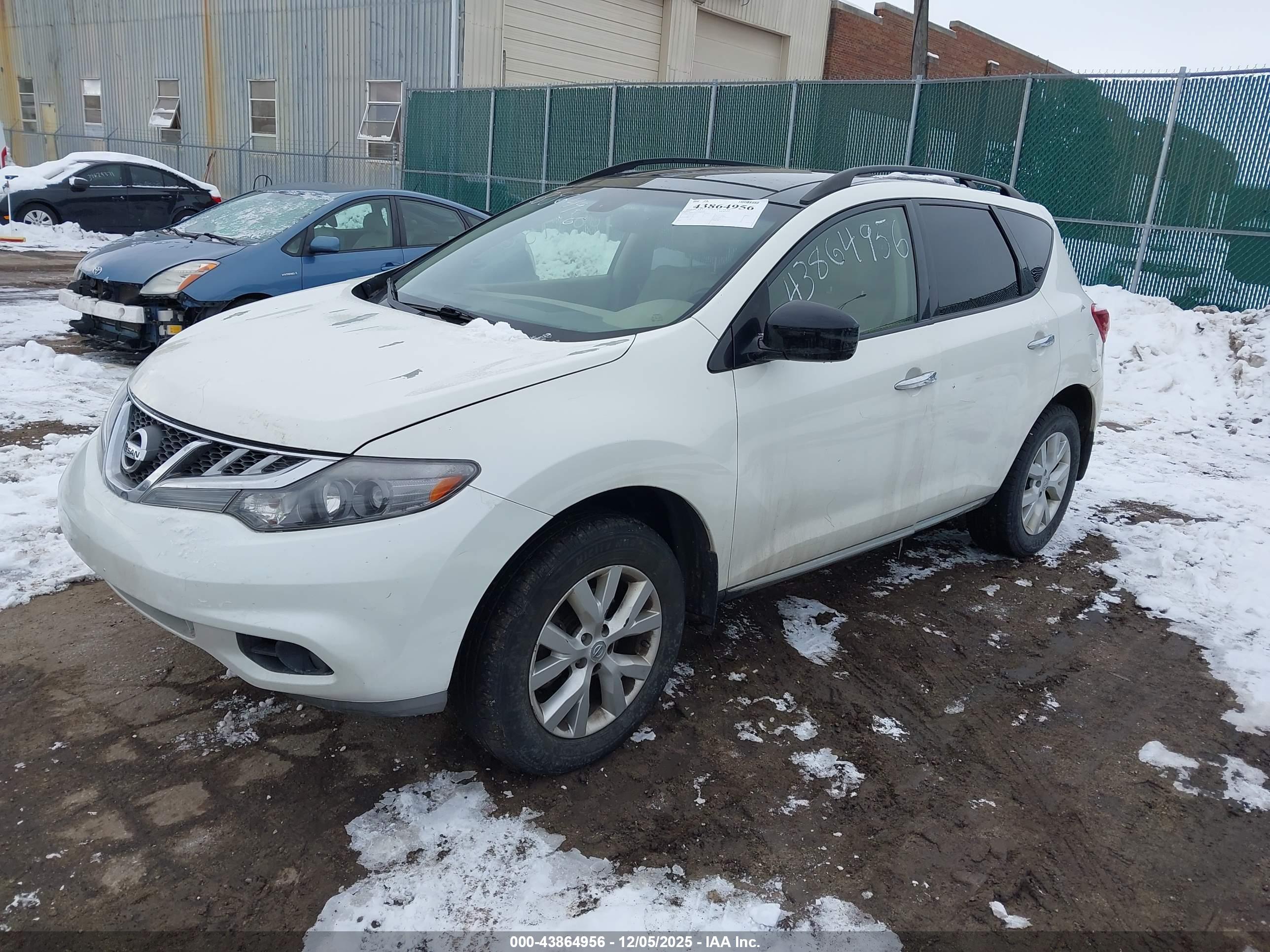NISSAN MURANO image 2