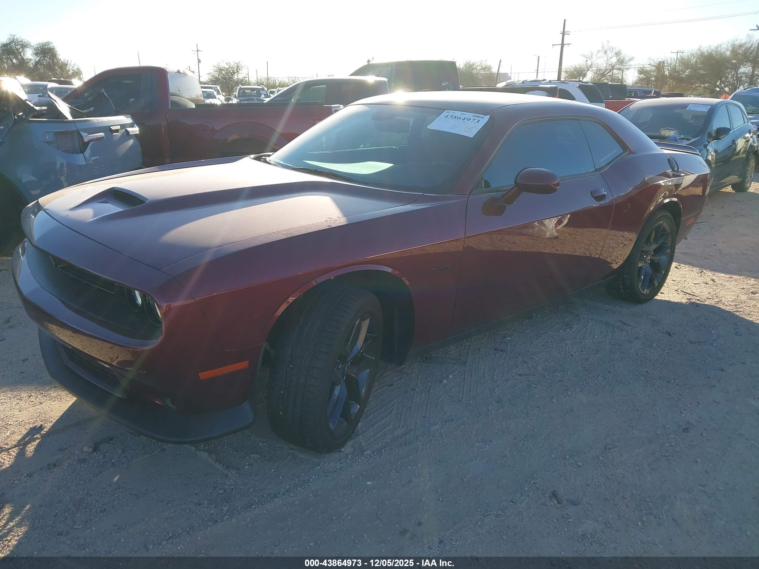 DODGE CHALLENGER image 2