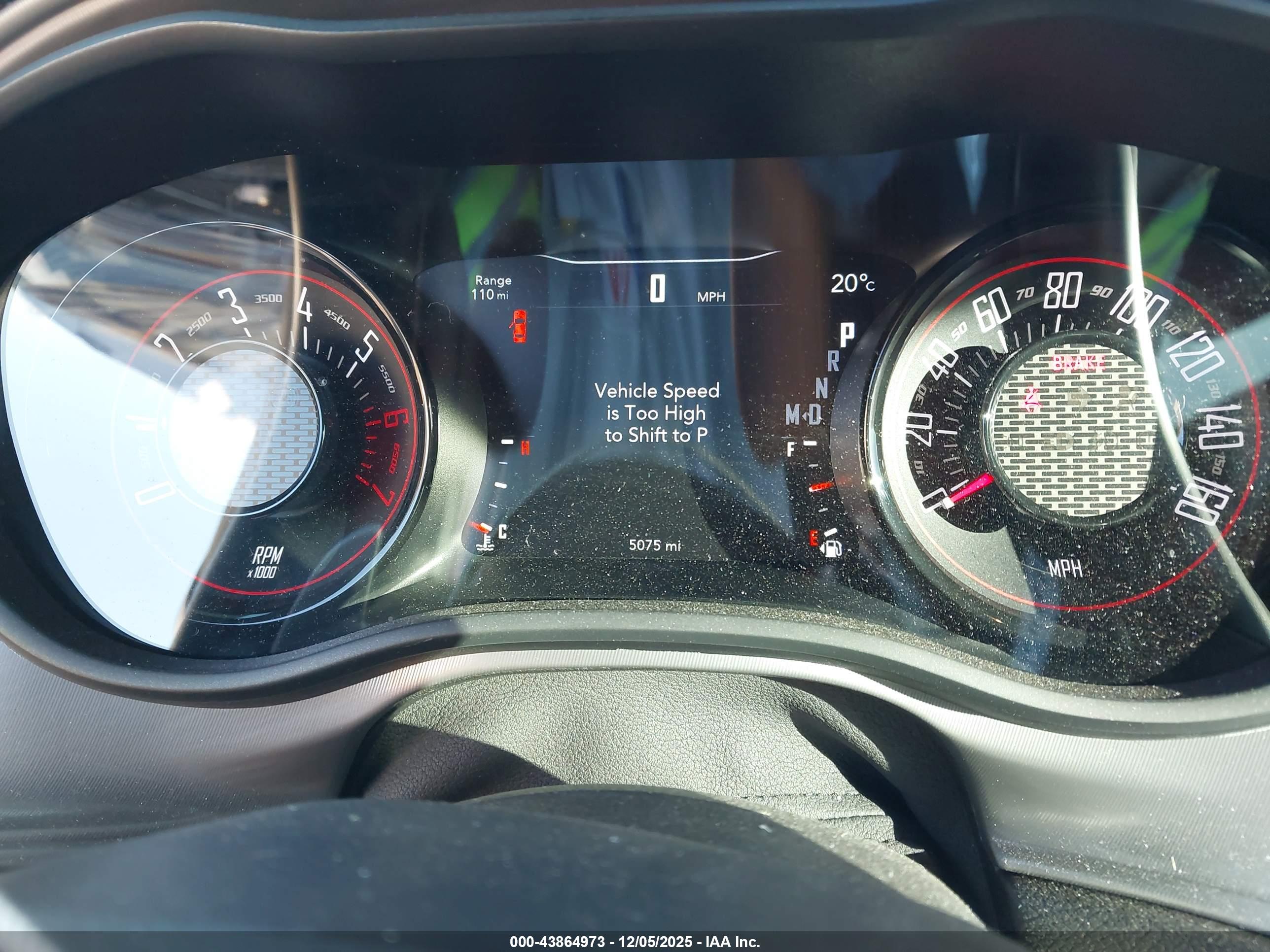 DODGE CHALLENGER image 7