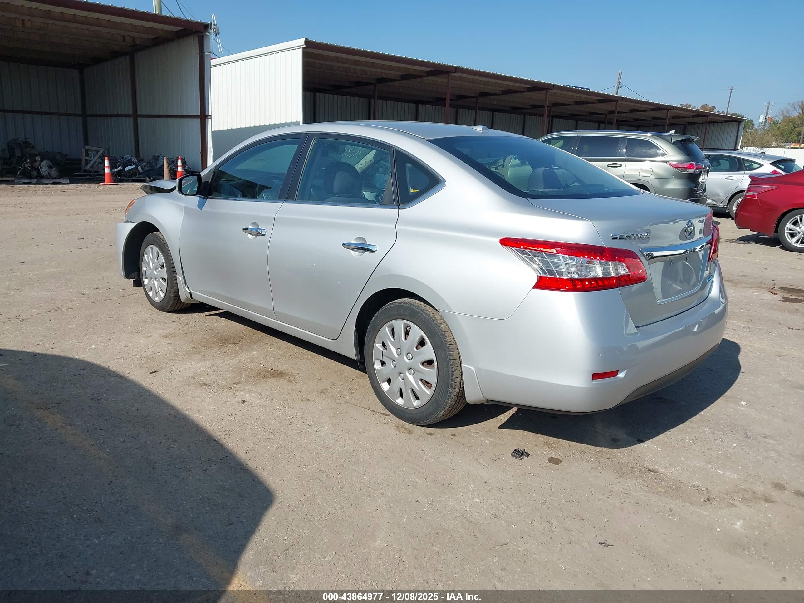 NISSAN SENTRA image 3