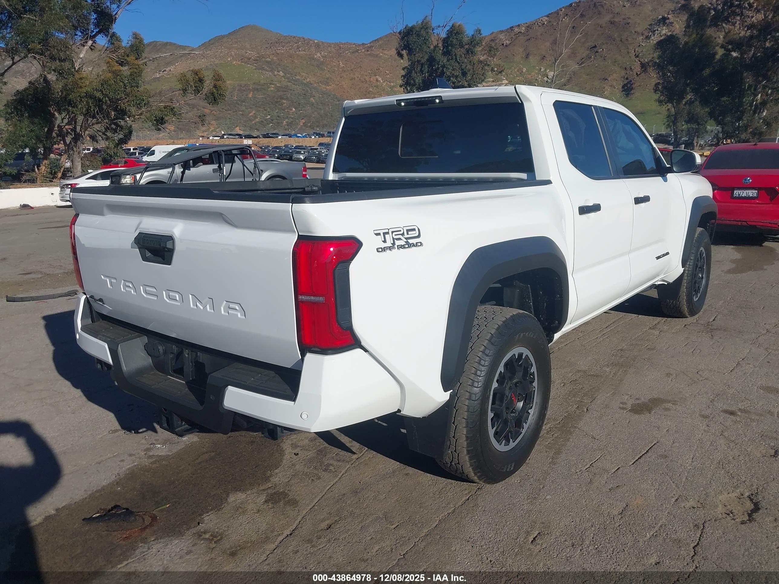 TOYOTA TACOMA image 4