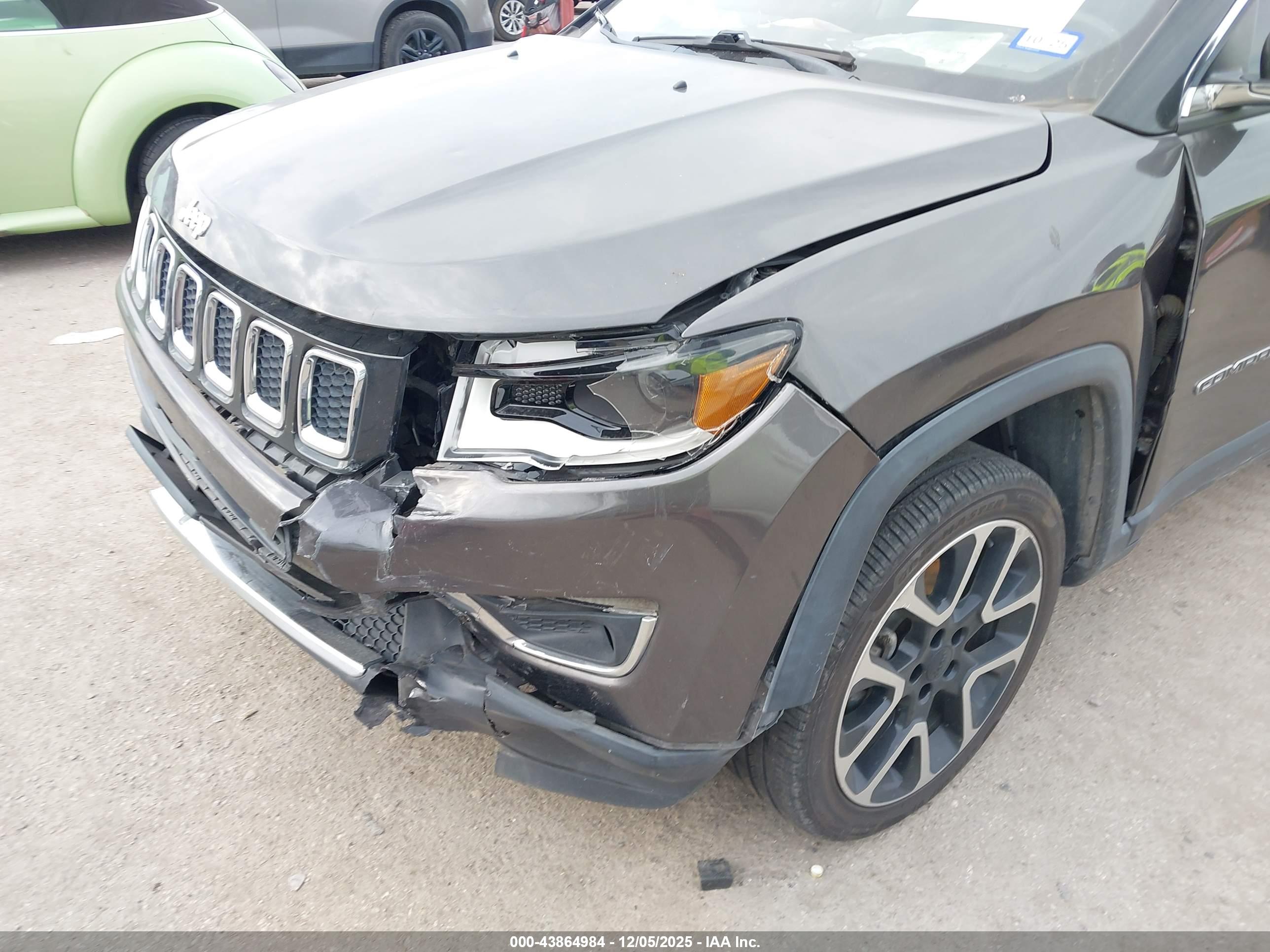 JEEP COMPASS image 6