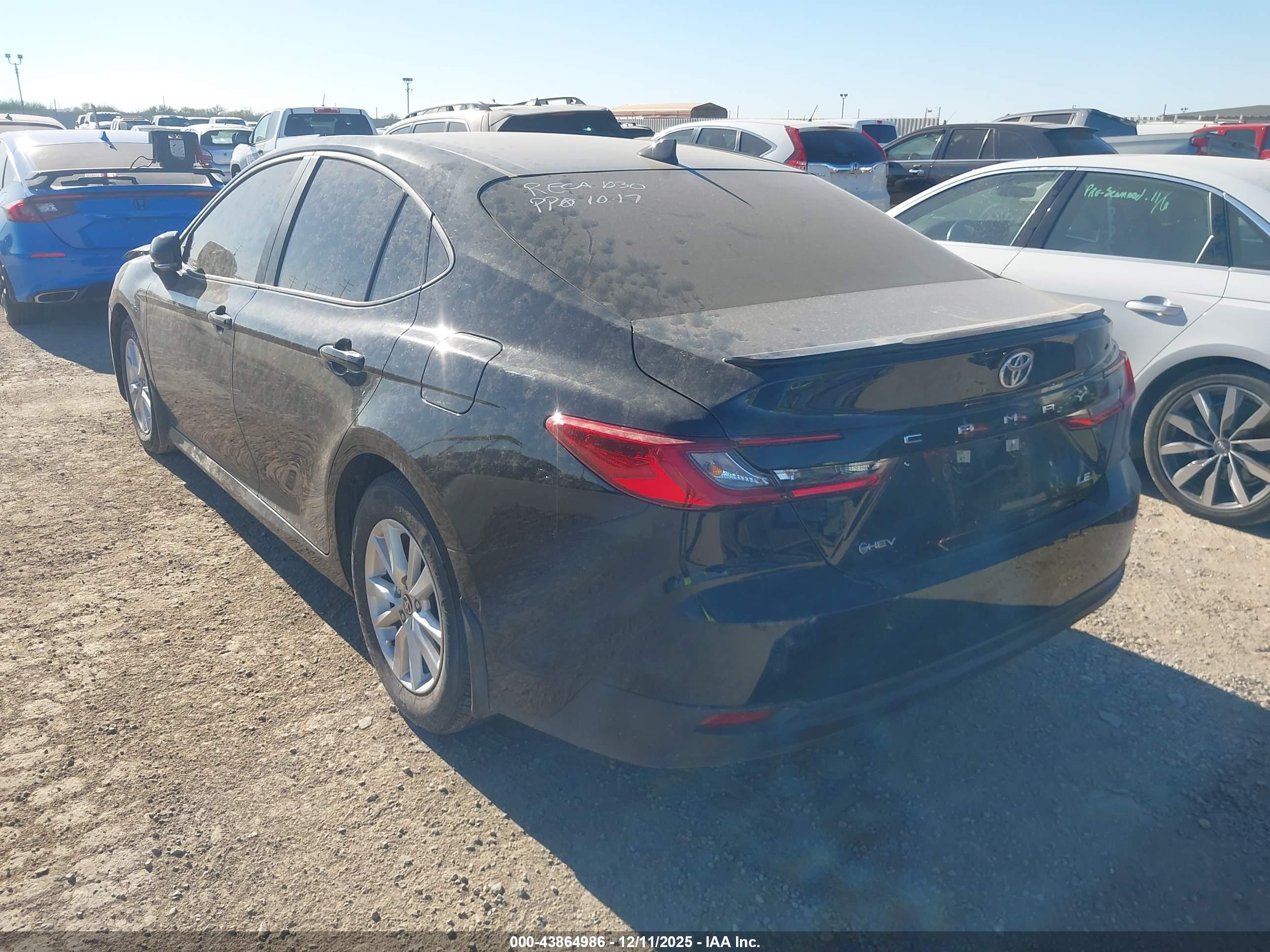 TOYOTA CAMRY image 3
